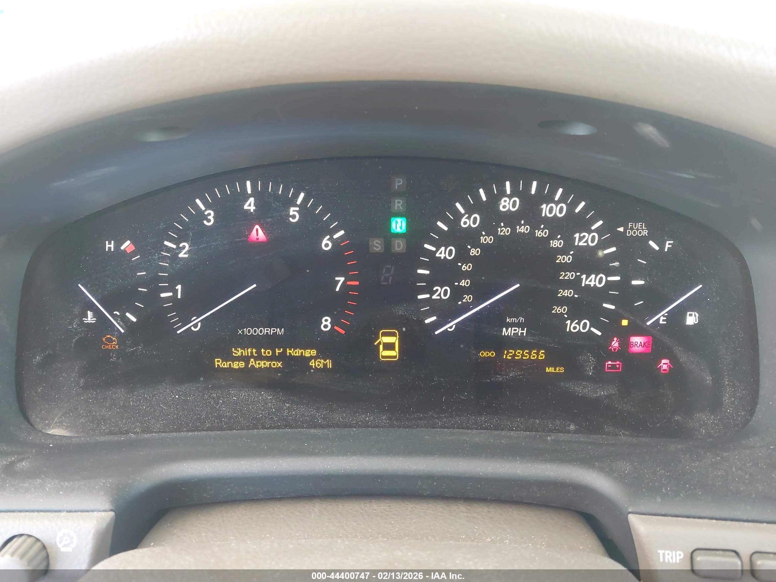 LEXUS LS image 7