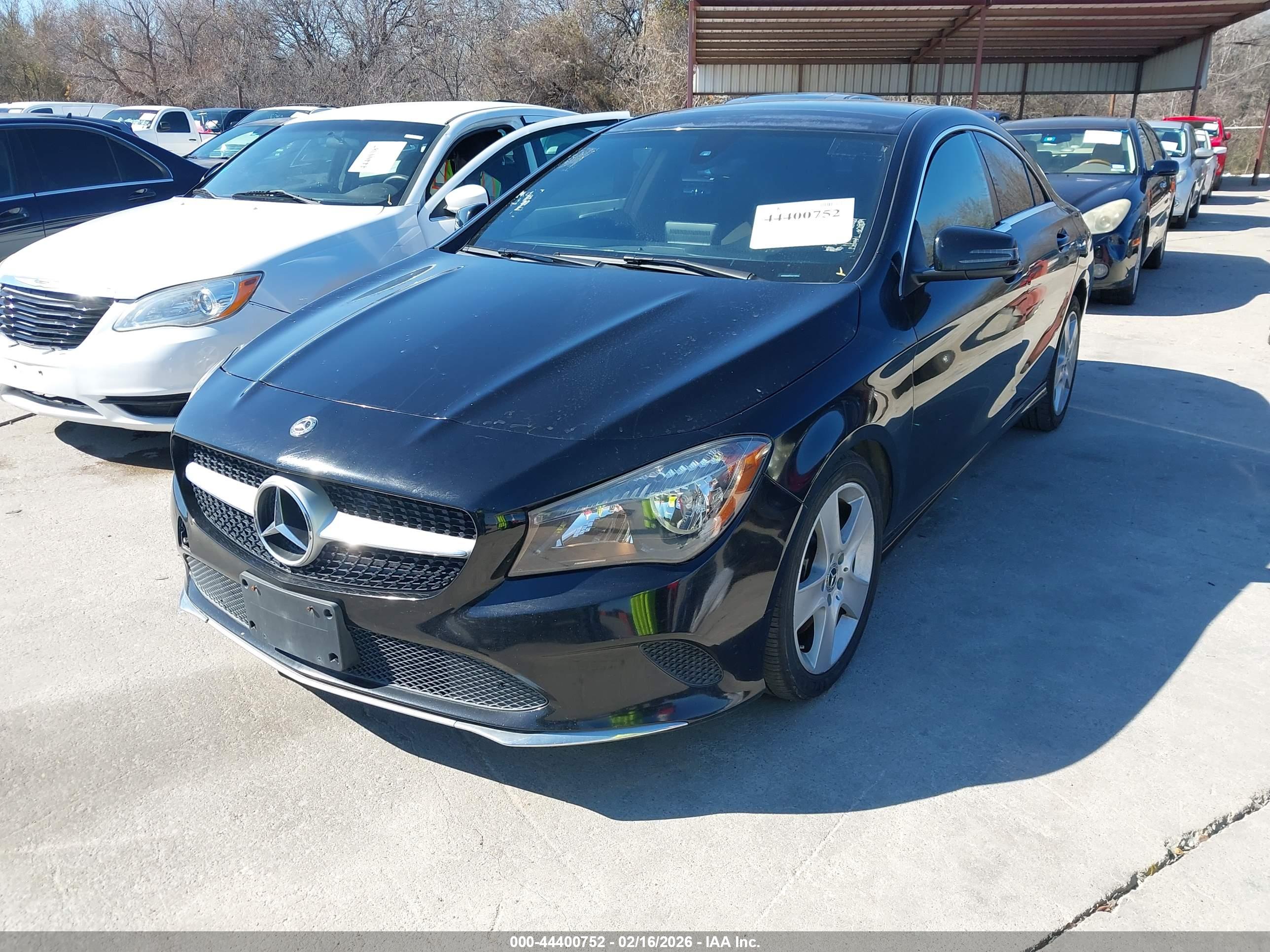 MERCEDES-BENZ CLA image 2