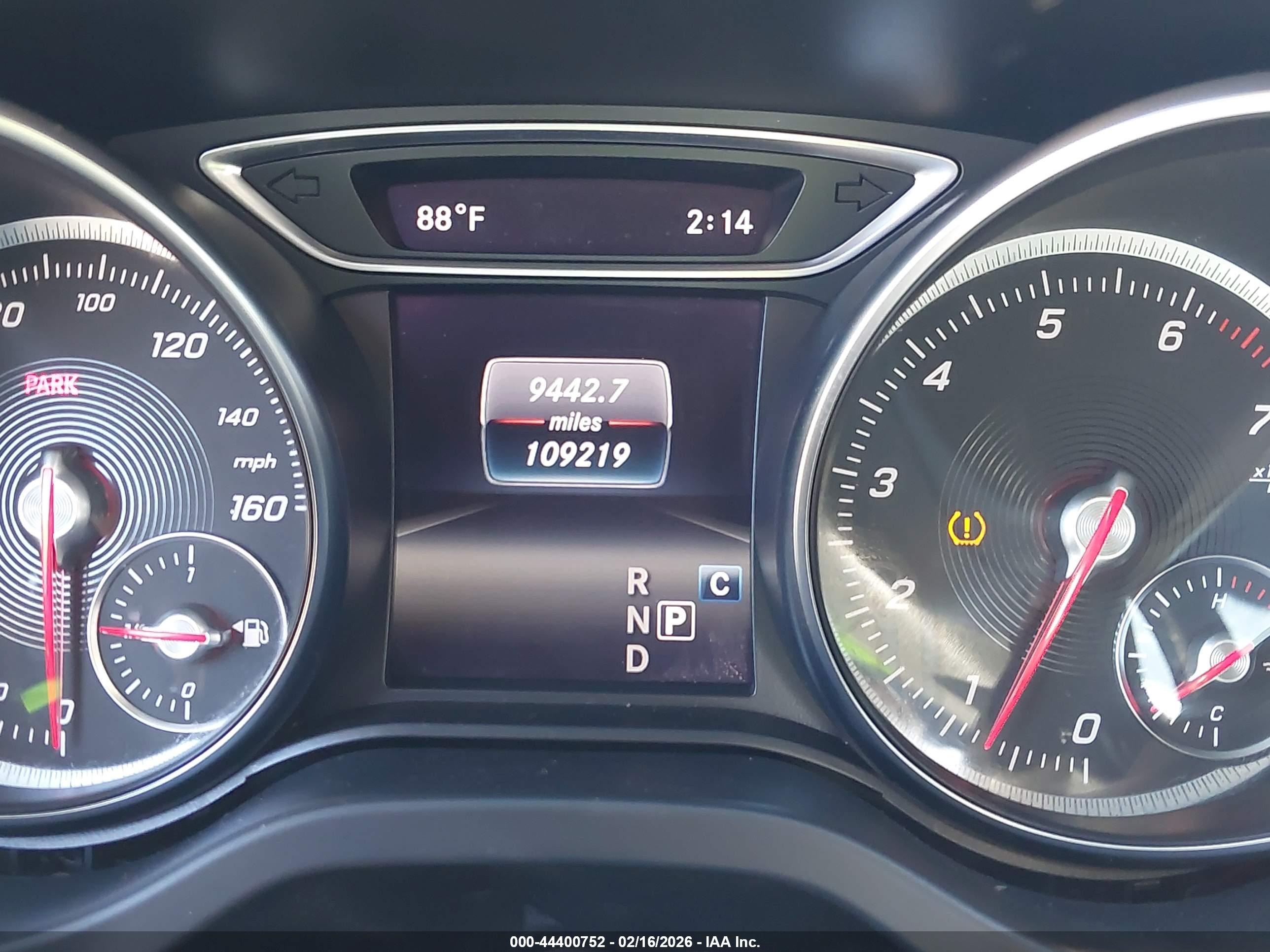 MERCEDES-BENZ CLA image 7
