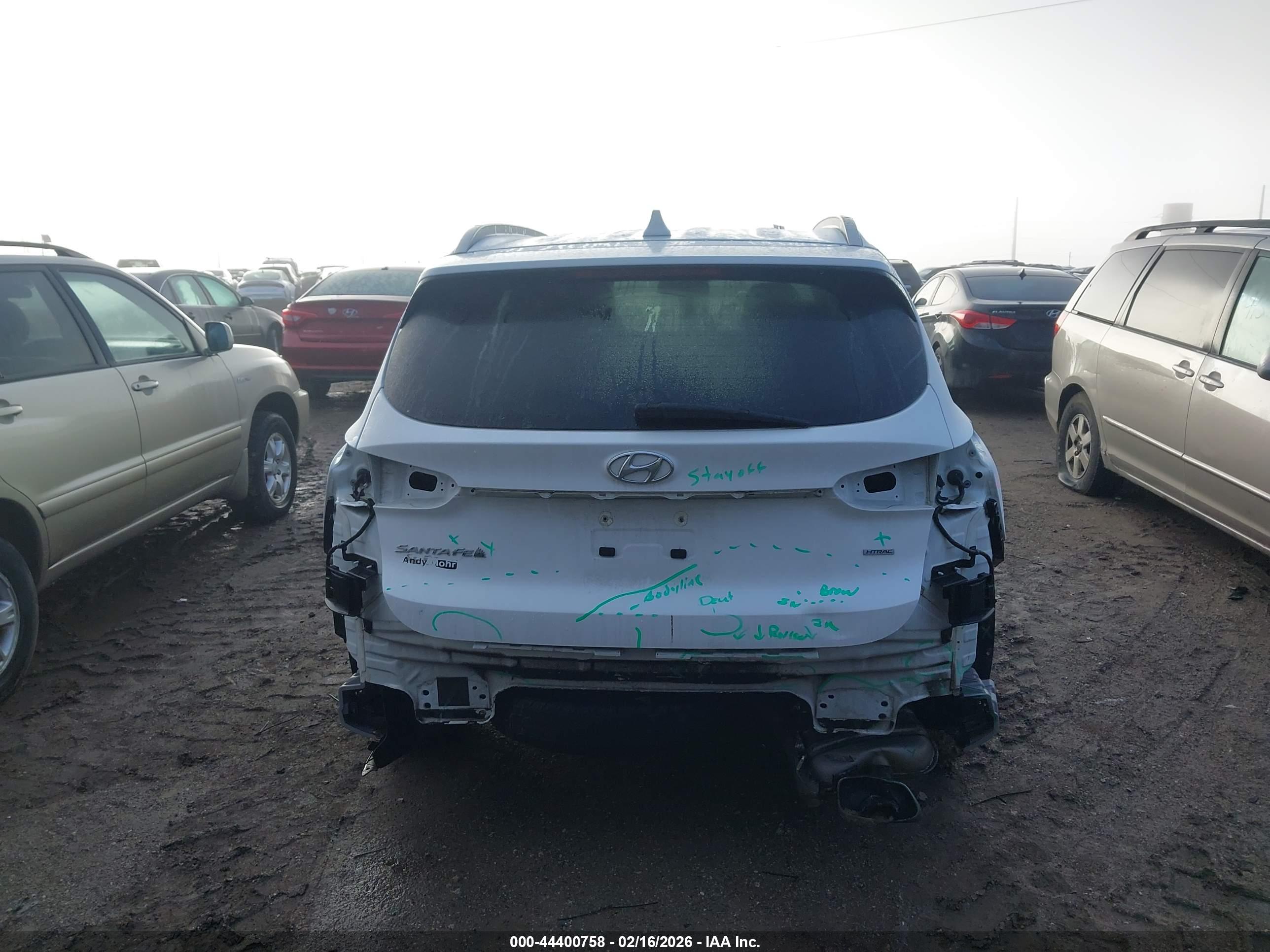 HYUNDAI SANTA image 6