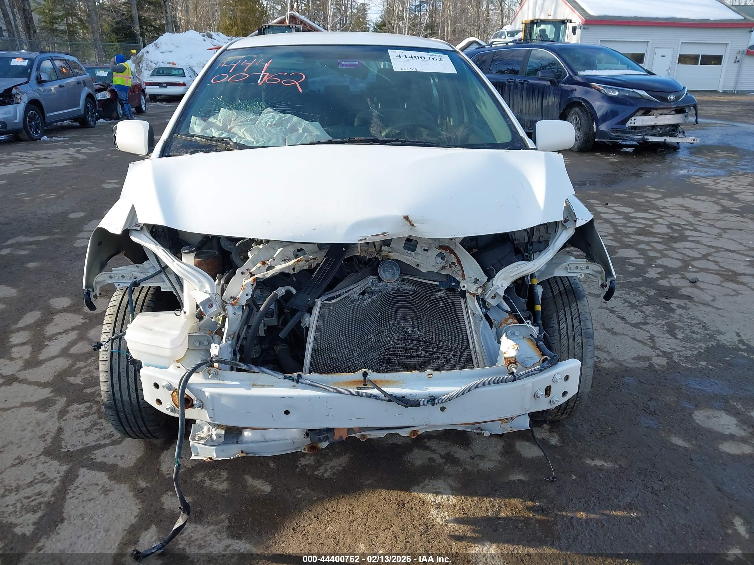 TOYOTA YARIS image 6