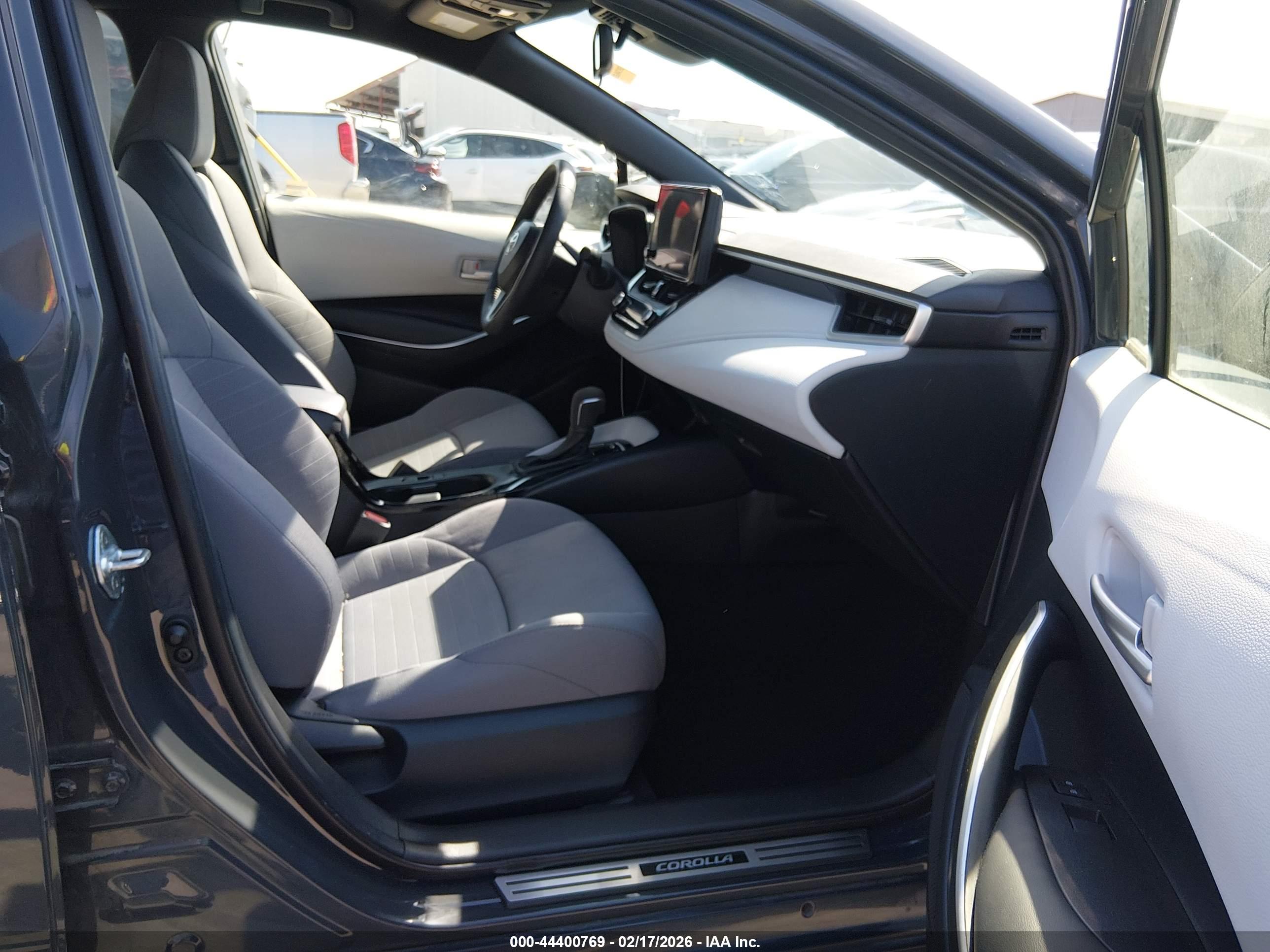 TOYOTA COROLLA image 5
