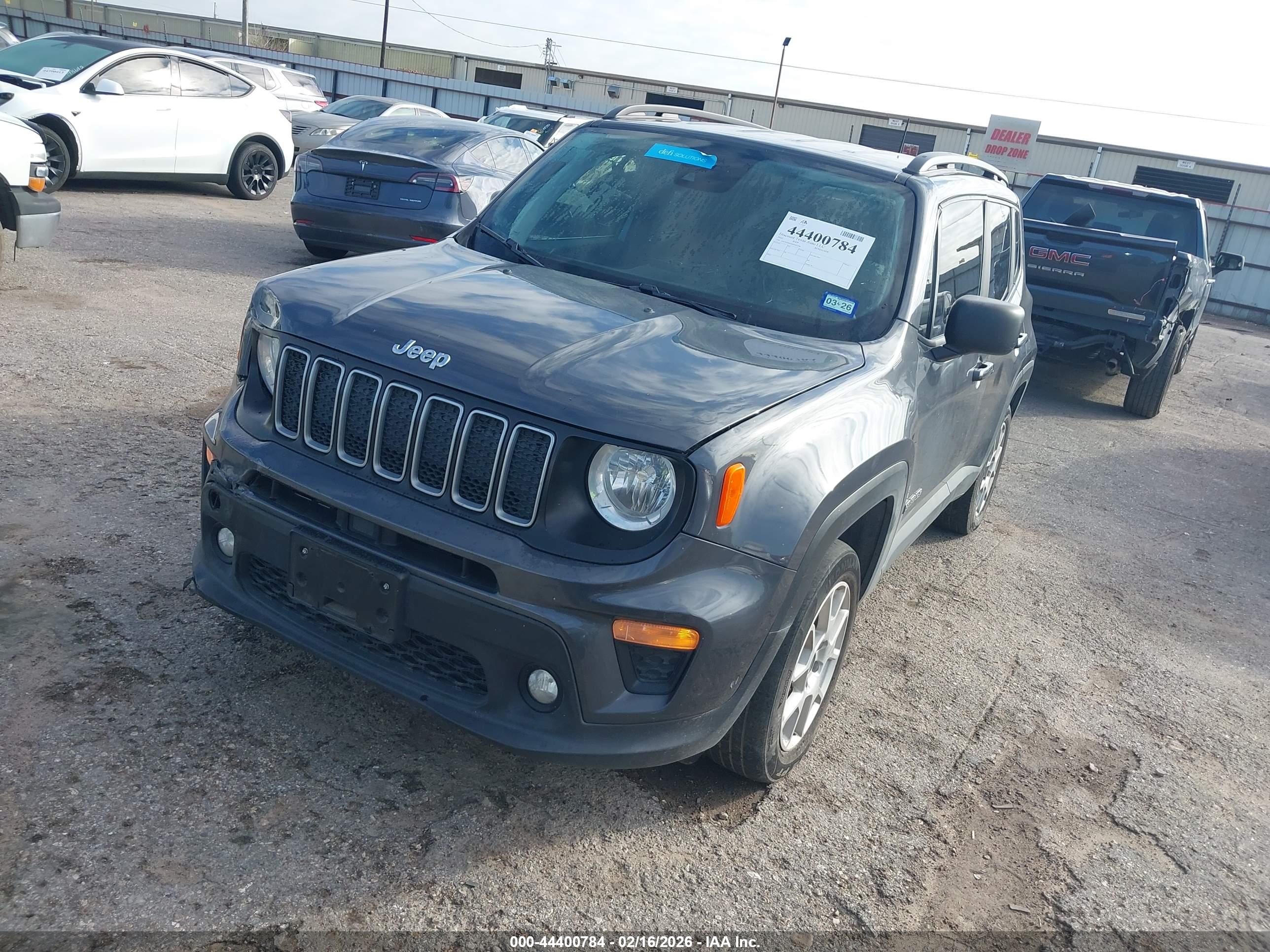 JEEP RENEGADE image 2