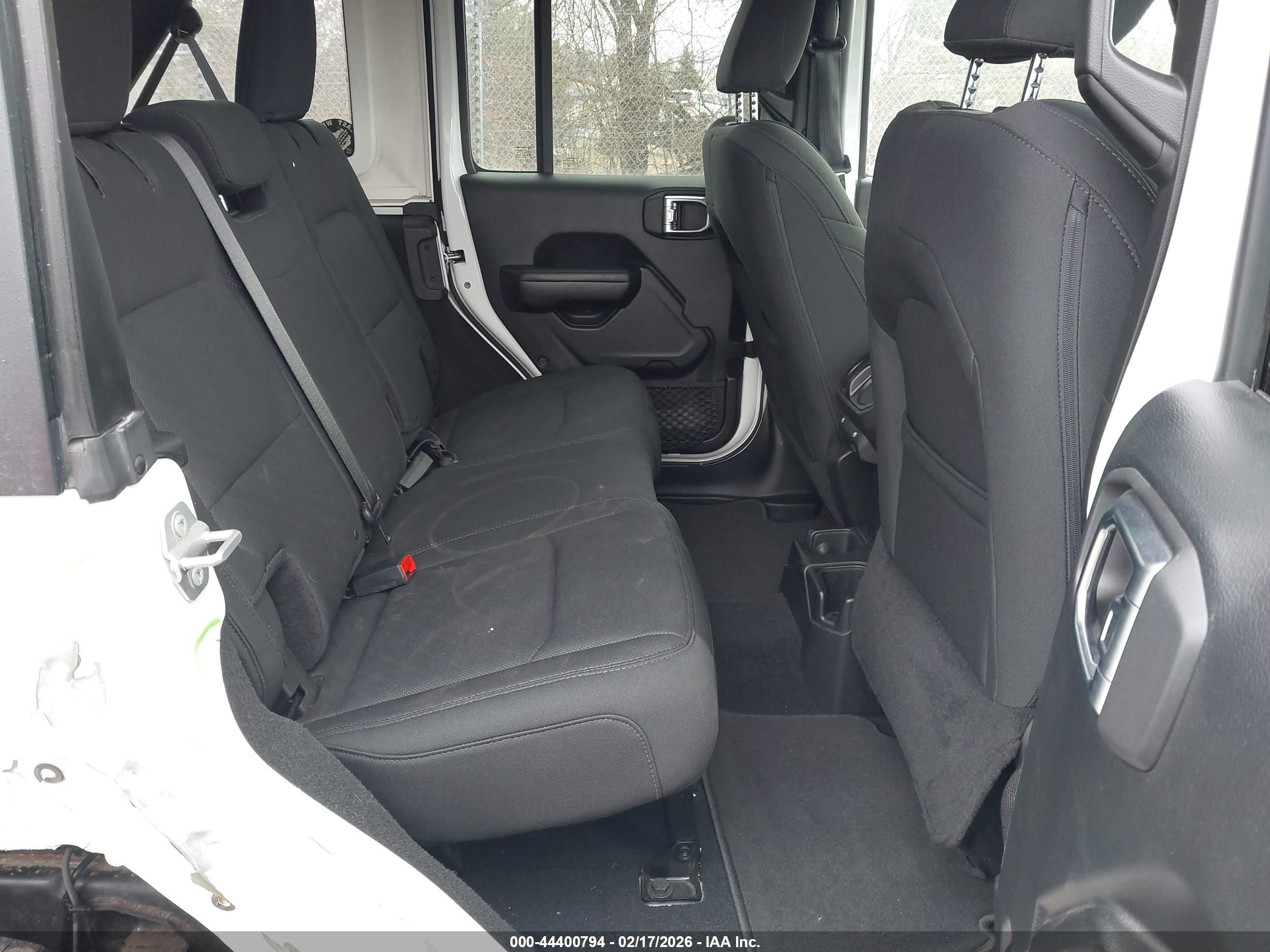 JEEP WRANGLER image 8
