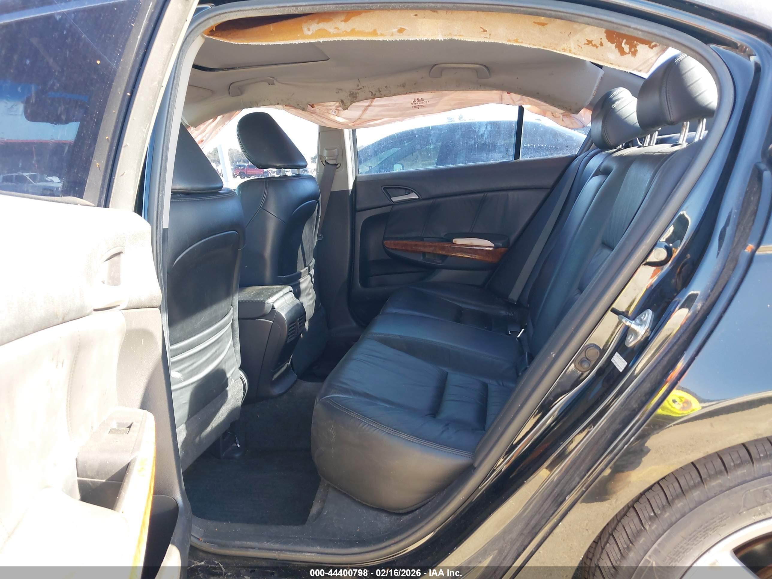 HONDA ACCORD image 8