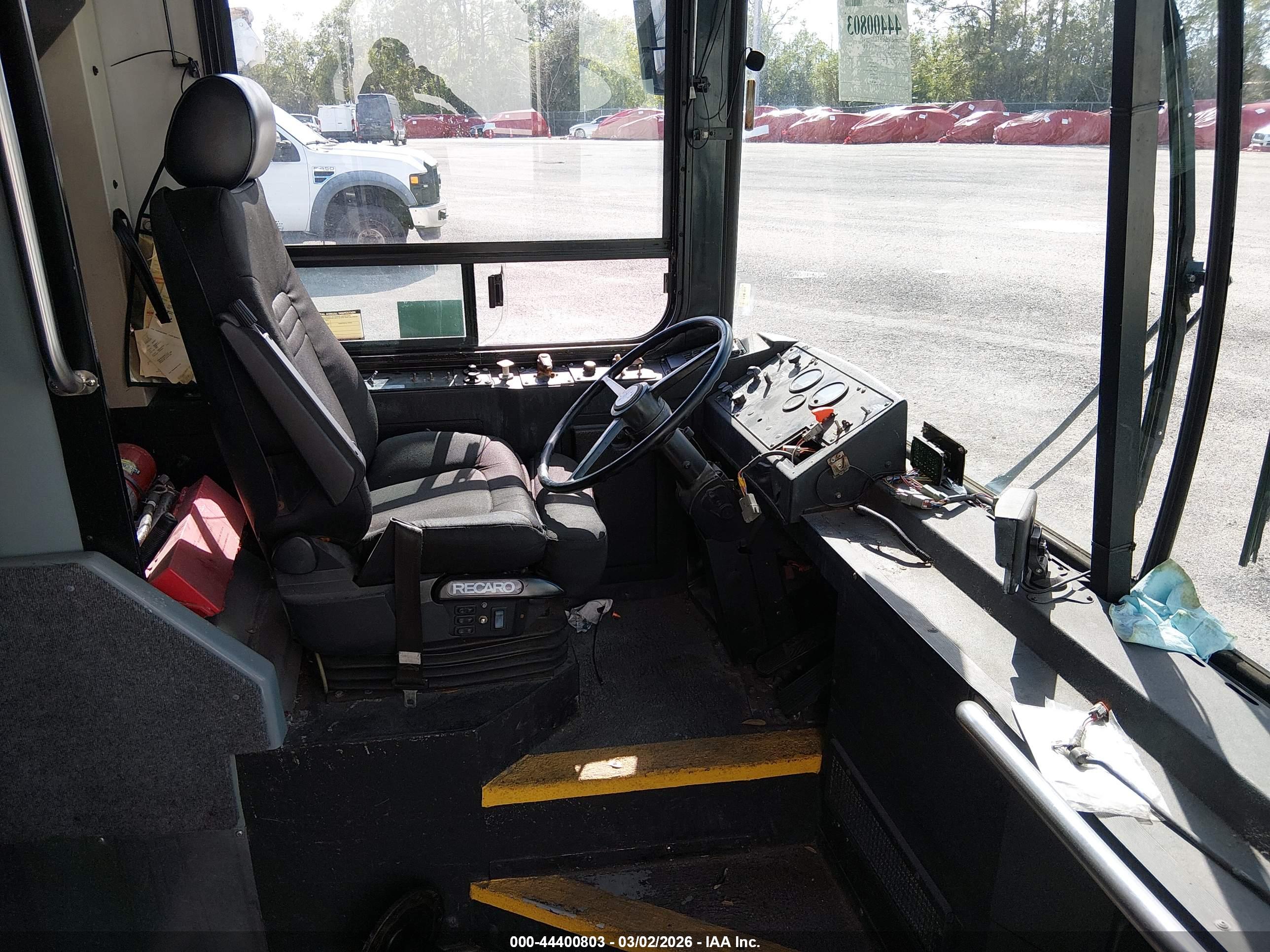 GILLIG TRANSIT image 5