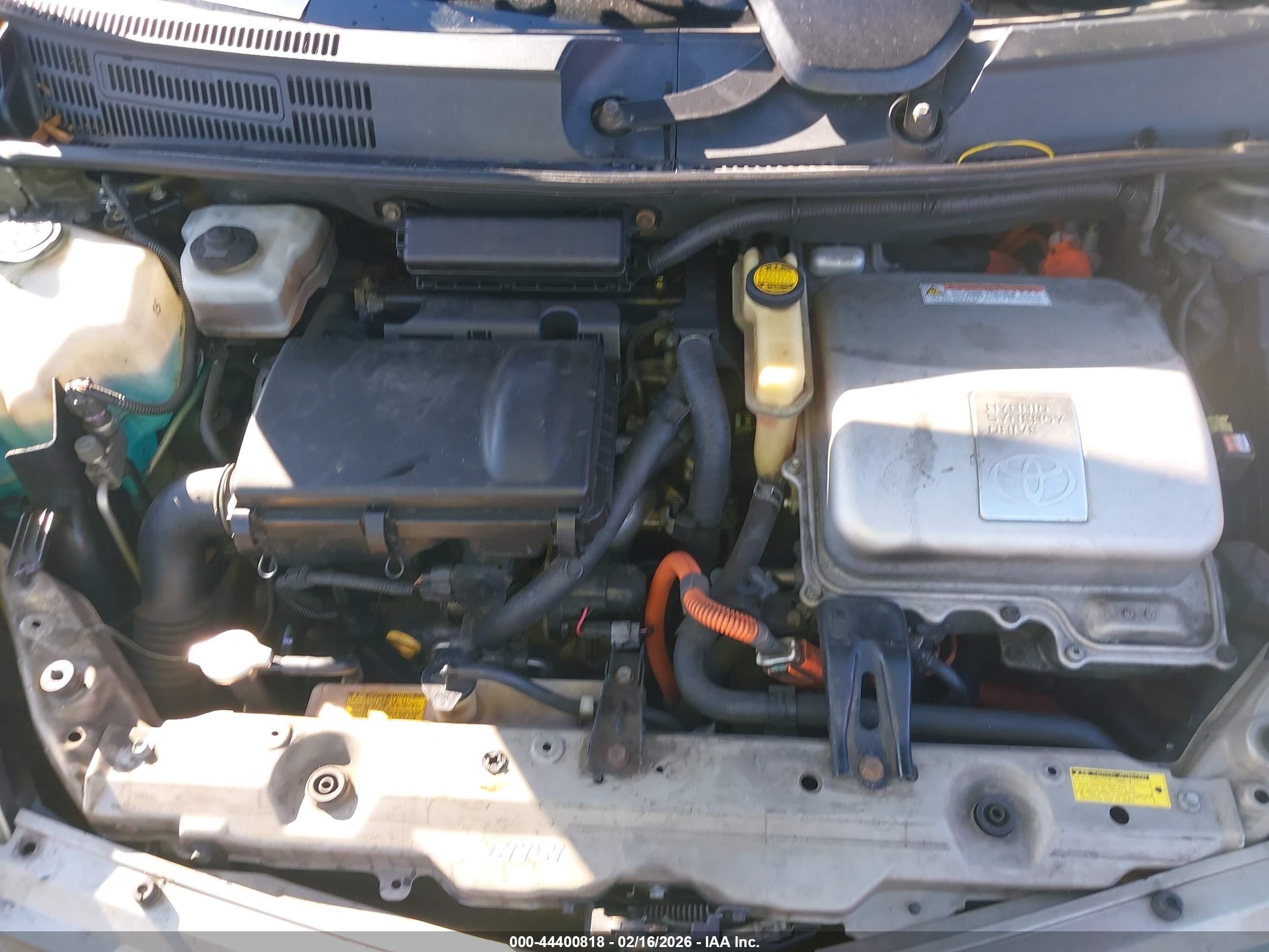 TOYOTA PRIUS image 10