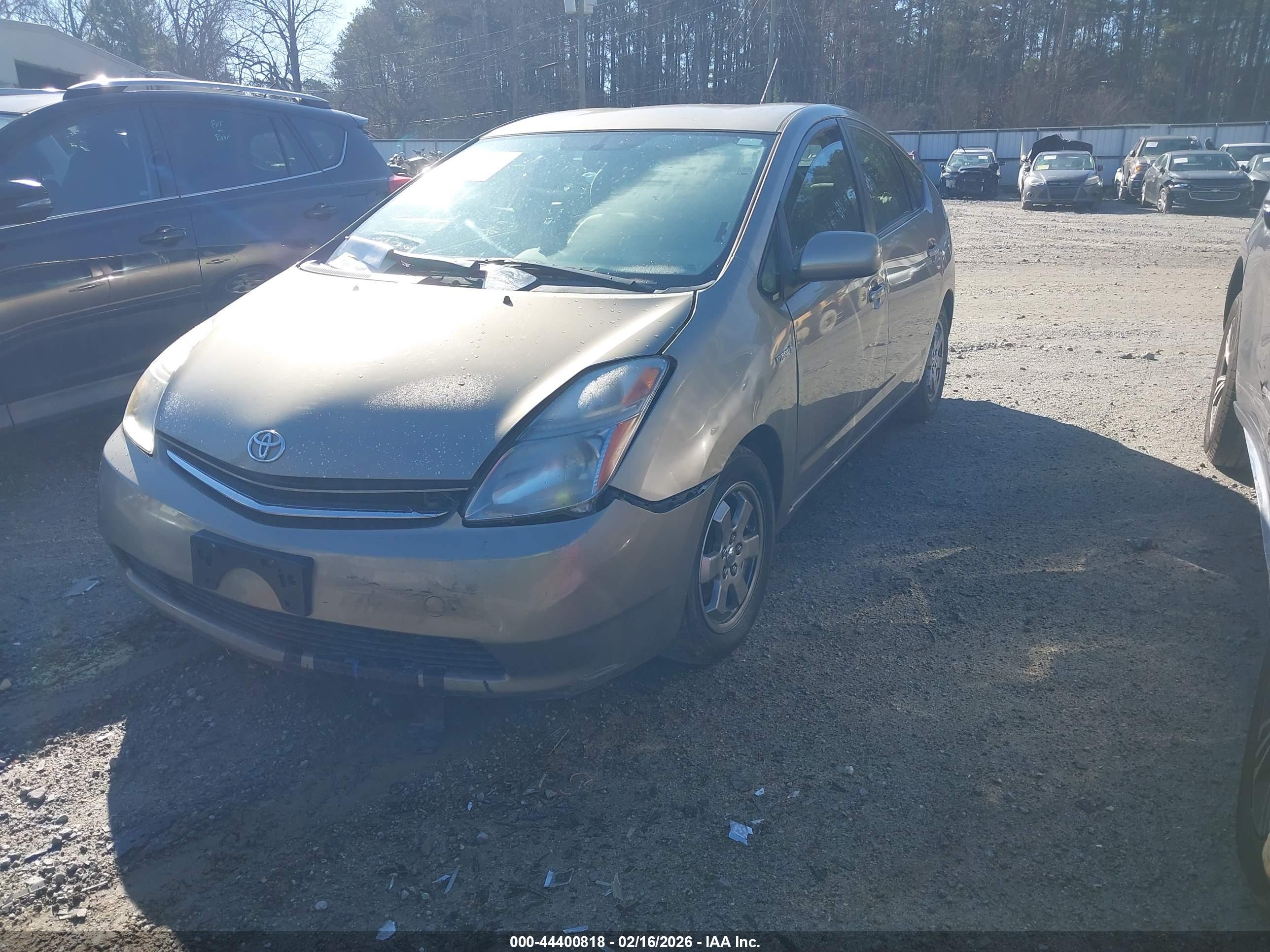 TOYOTA PRIUS image 2
