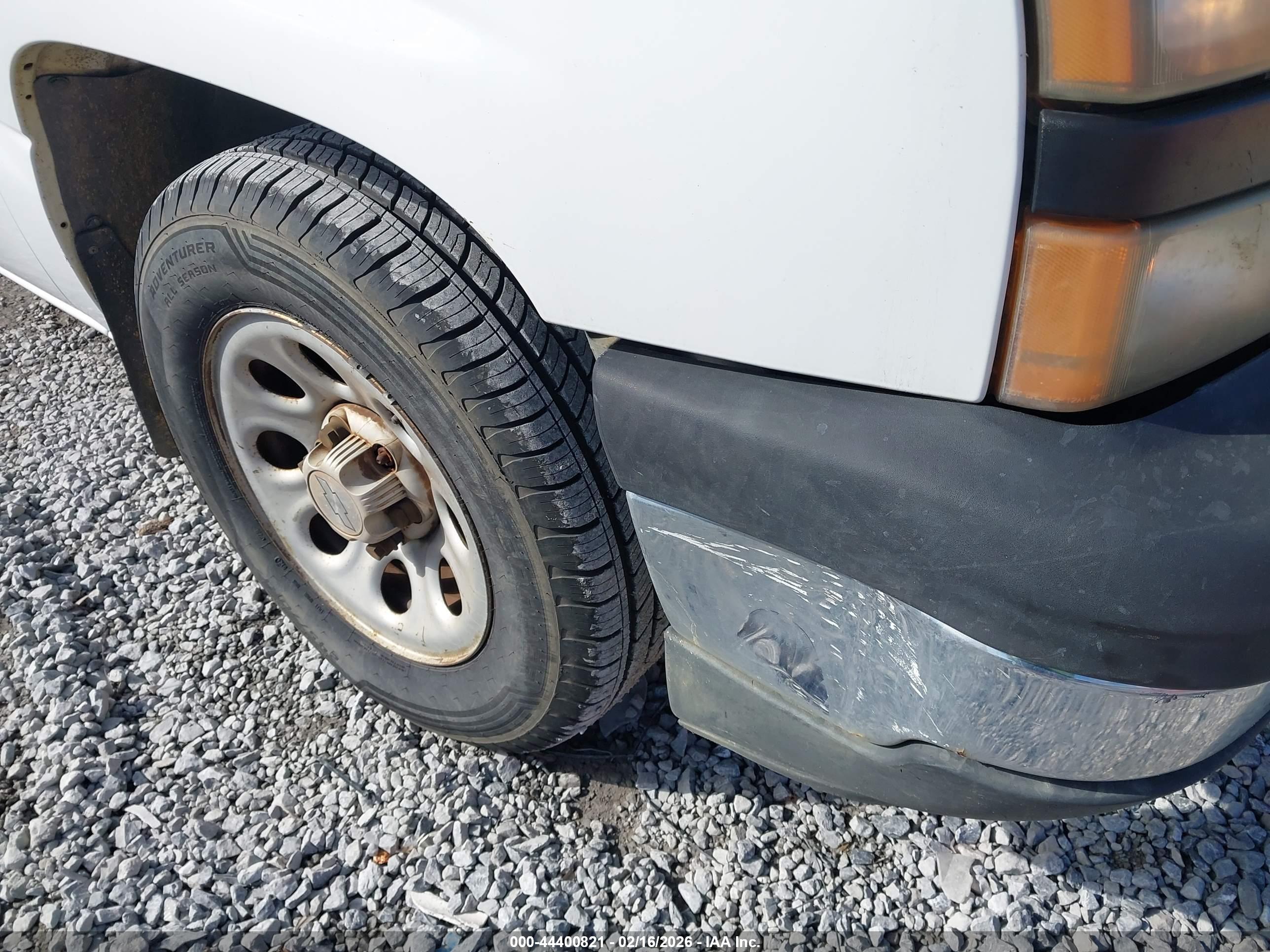 CHEVROLET SILVERADO image 6