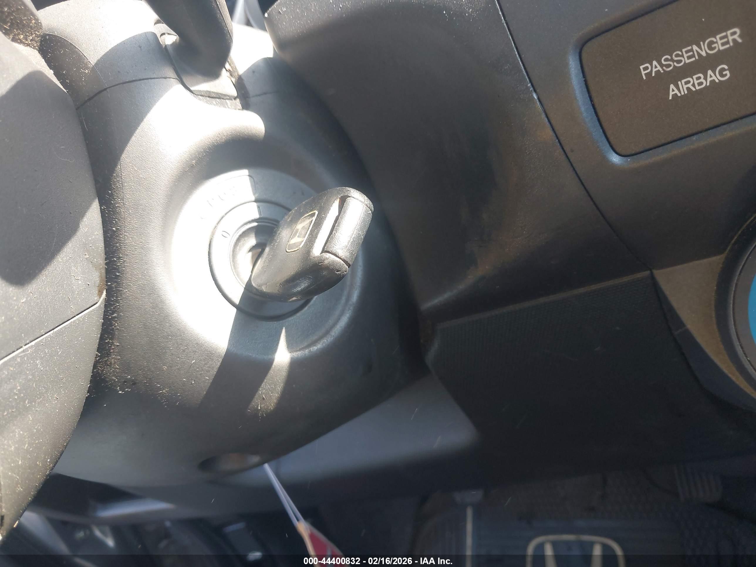 HONDA FIT image 11