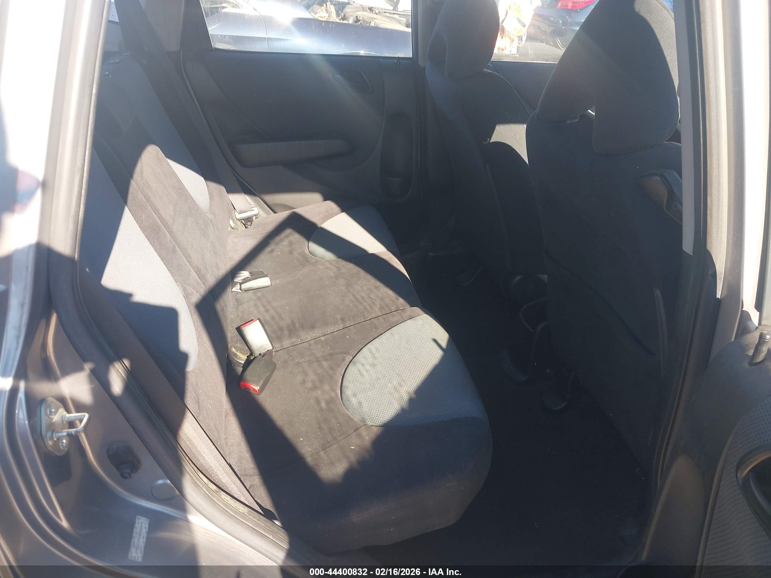HONDA FIT image 8
