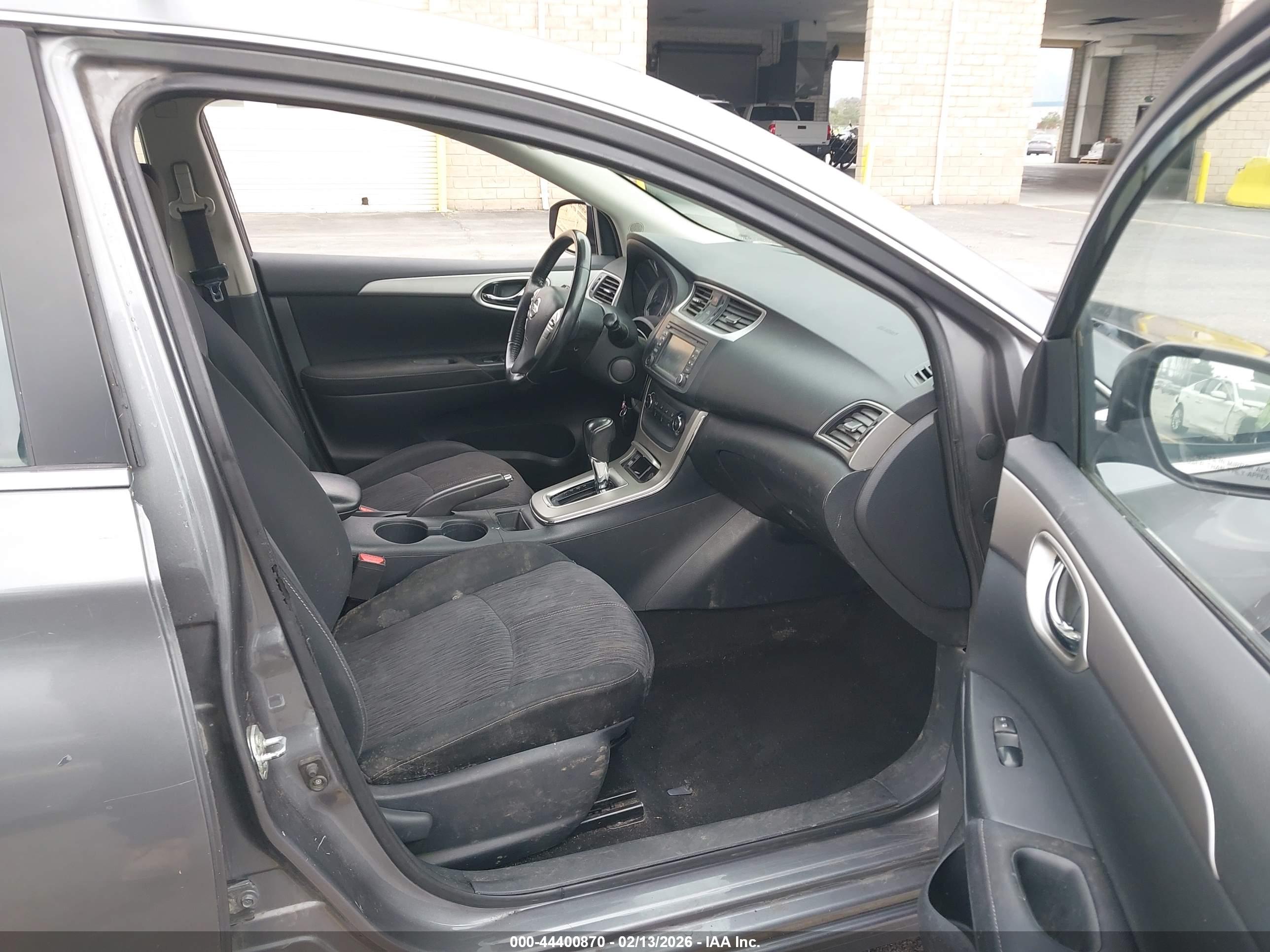 NISSAN SENTRA image 5