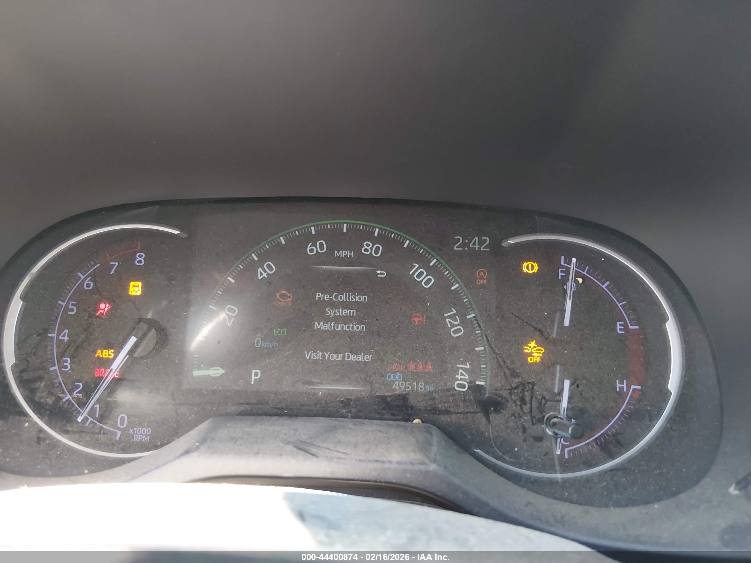 TOYOTA RAV4 image 7