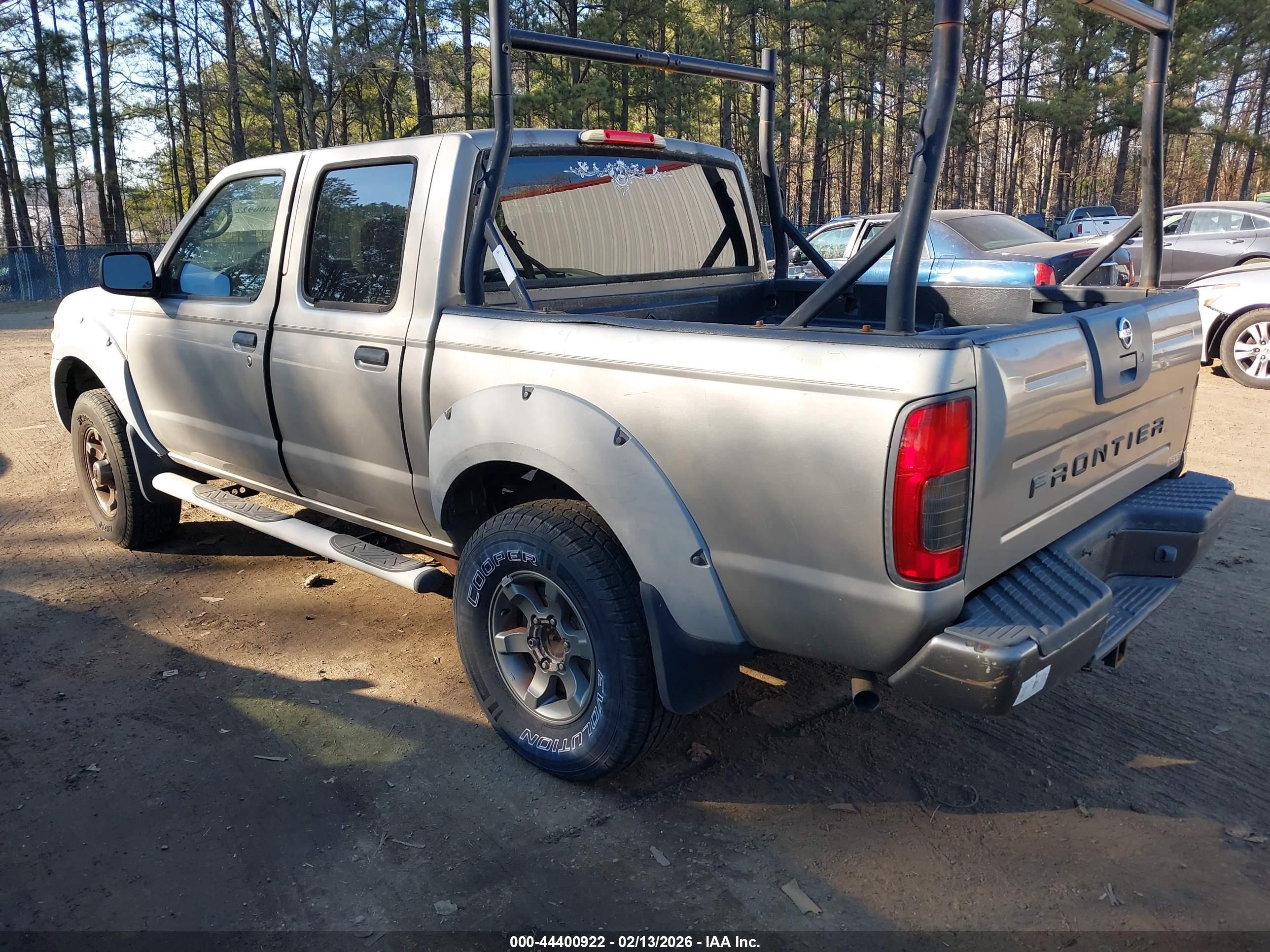 NISSAN FRONTIER image 3
