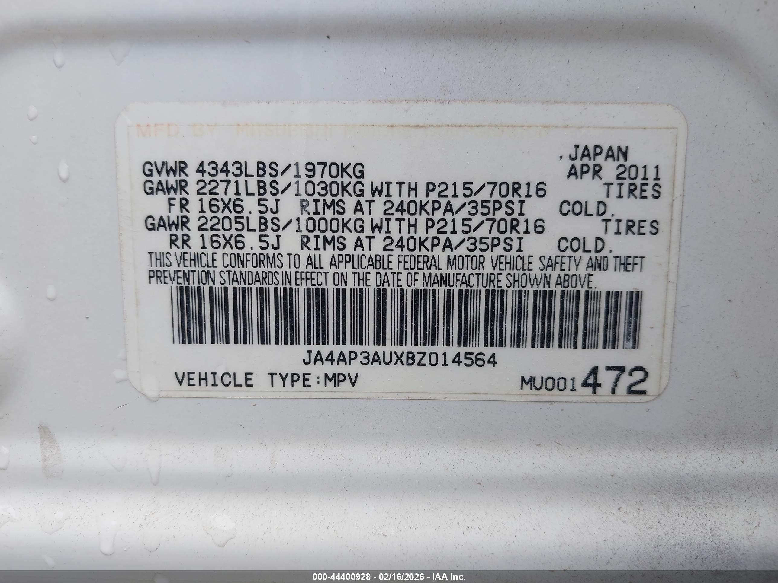 MITSUBISHI OUTLANDER image 9