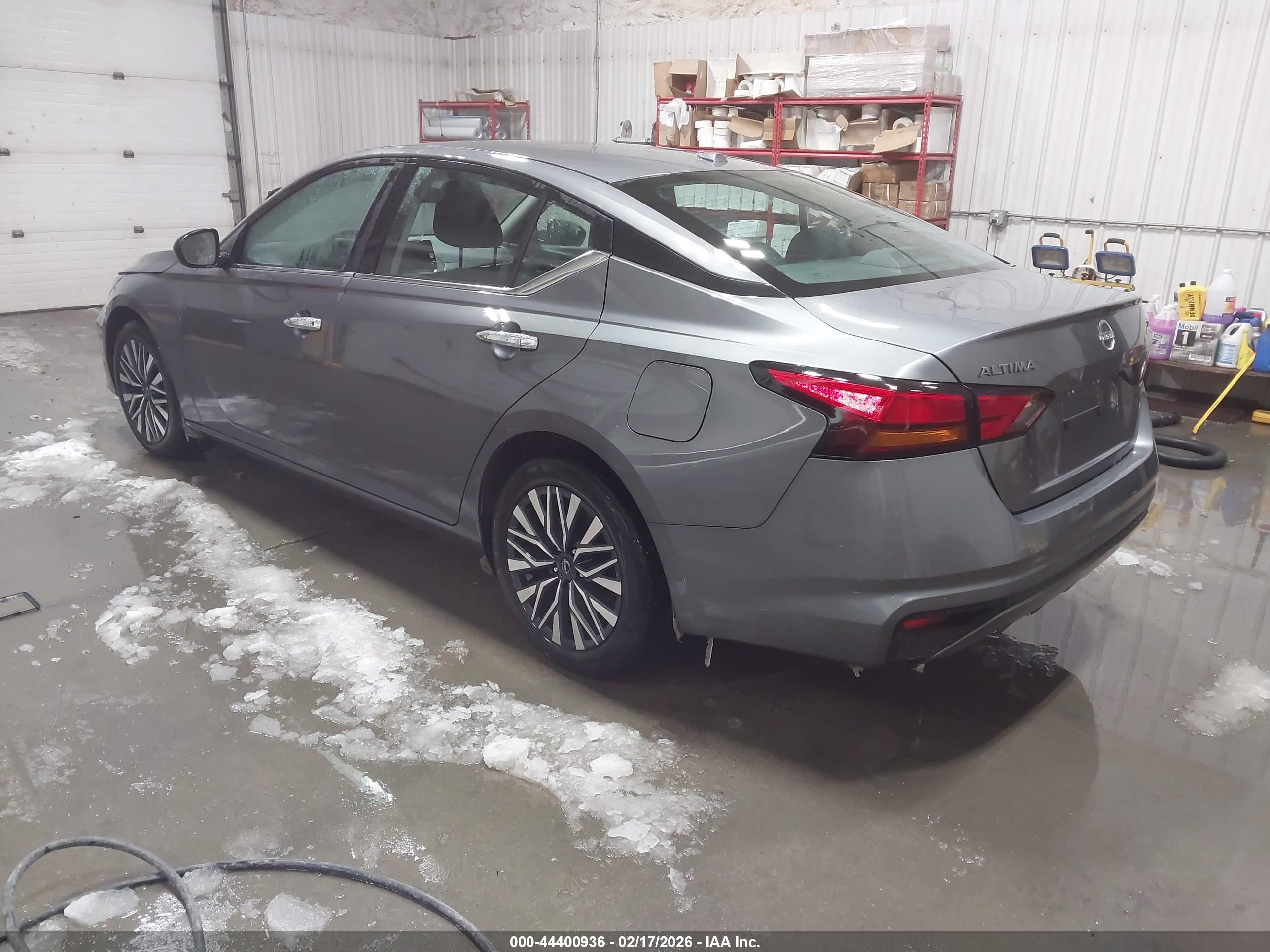 NISSAN ALTIMA image 3