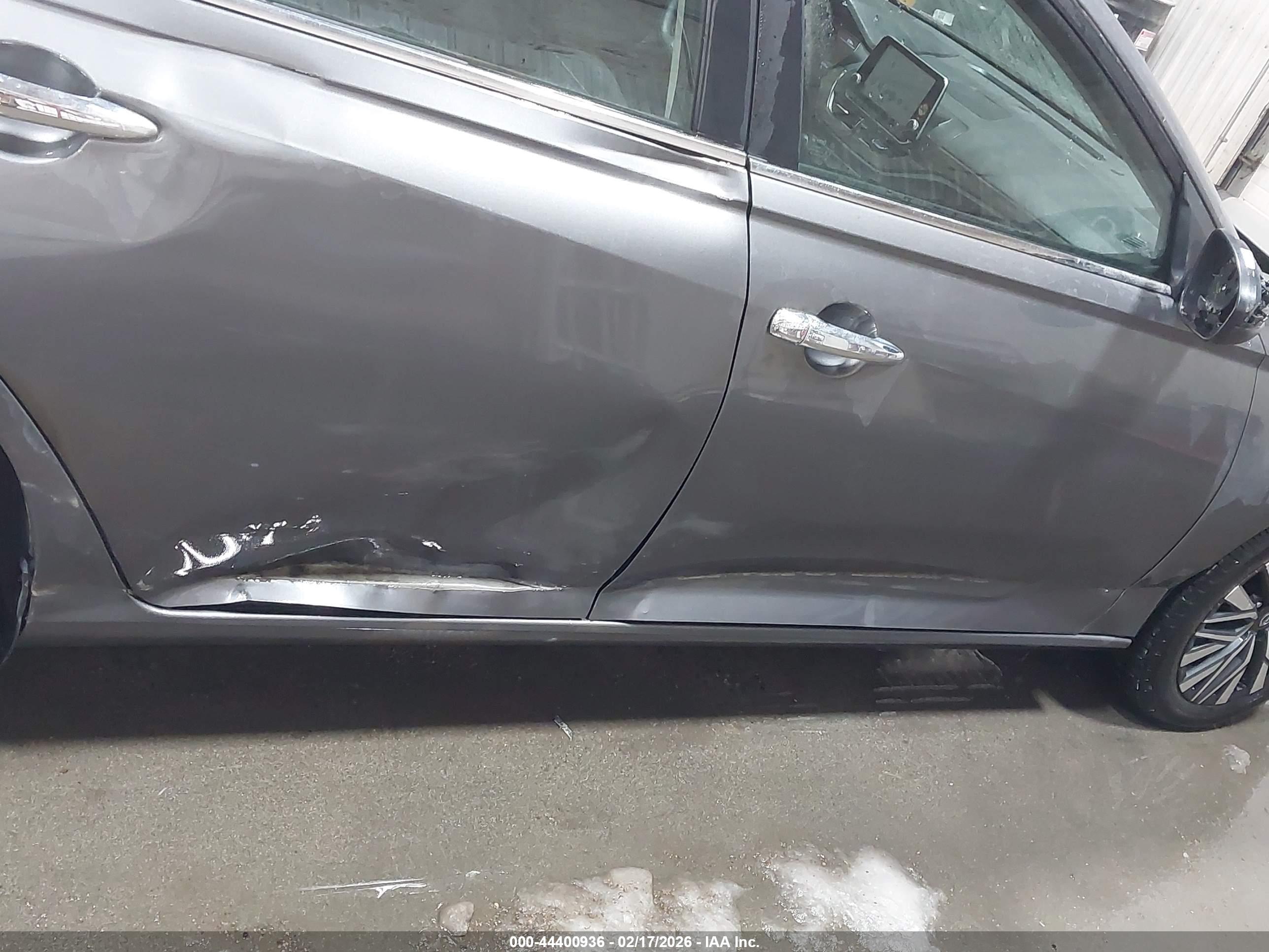 NISSAN ALTIMA image 6