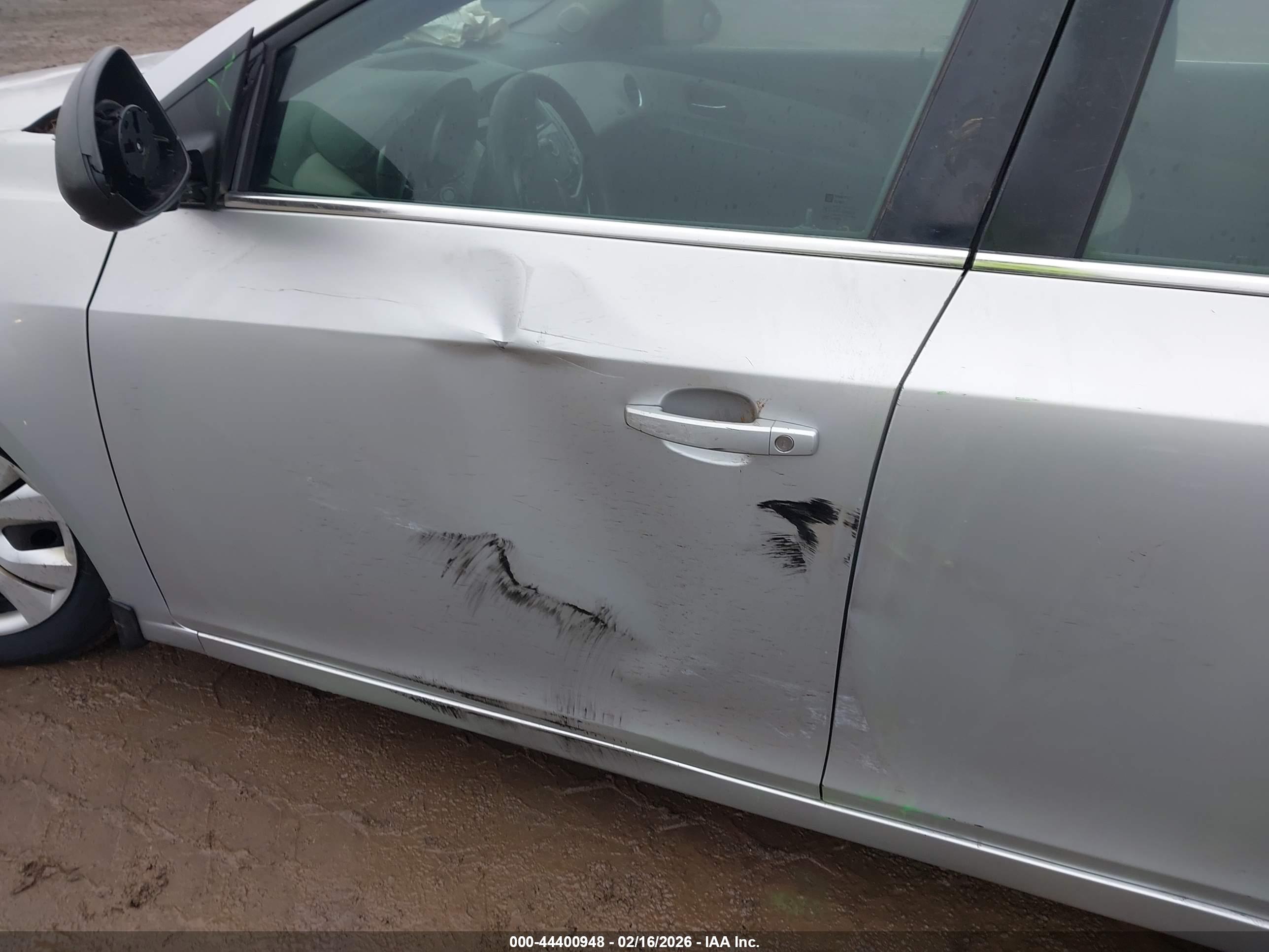 CHEVROLET CRUZE image 6