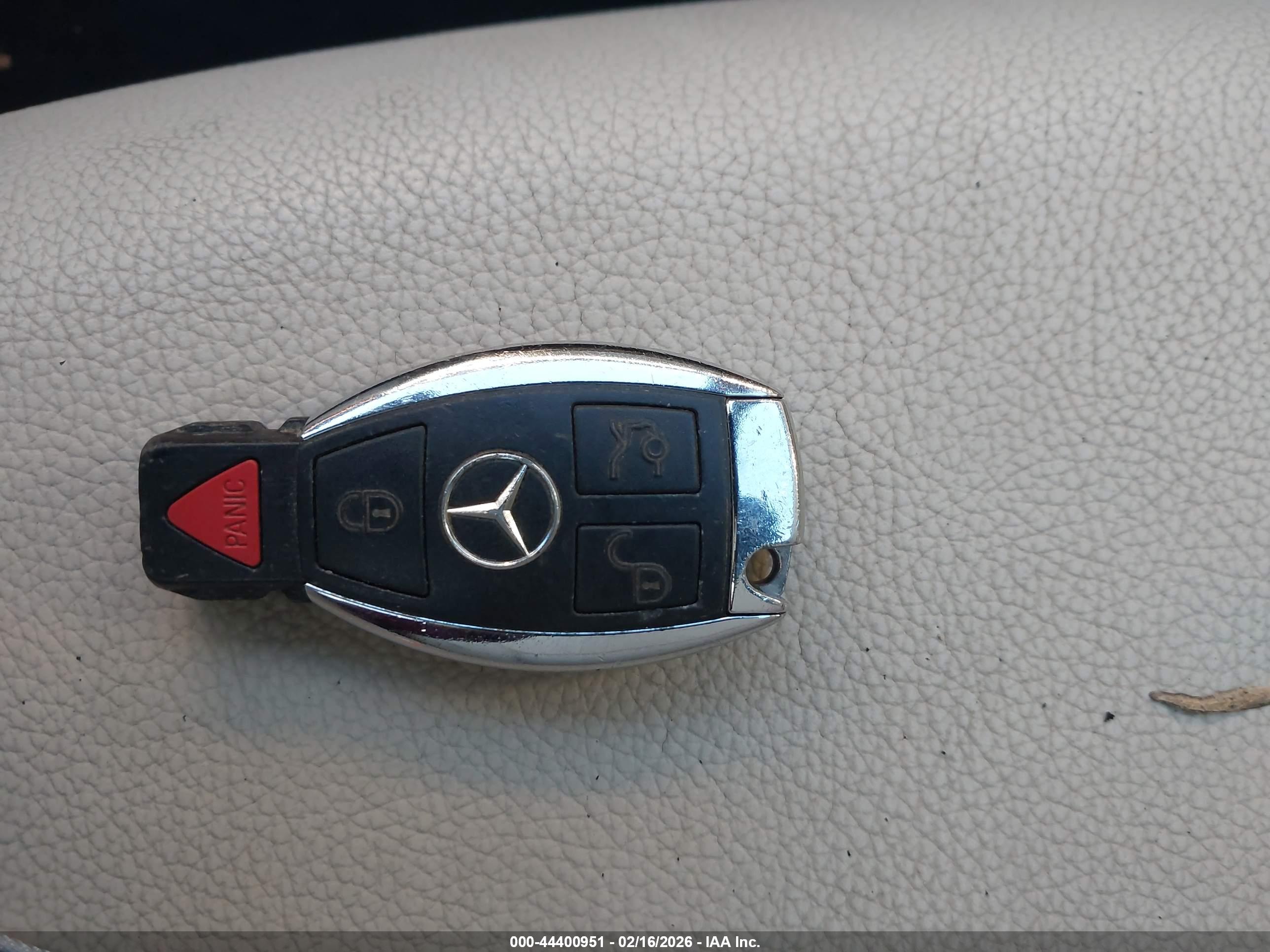 MERCEDES-BENZ SLK image 11