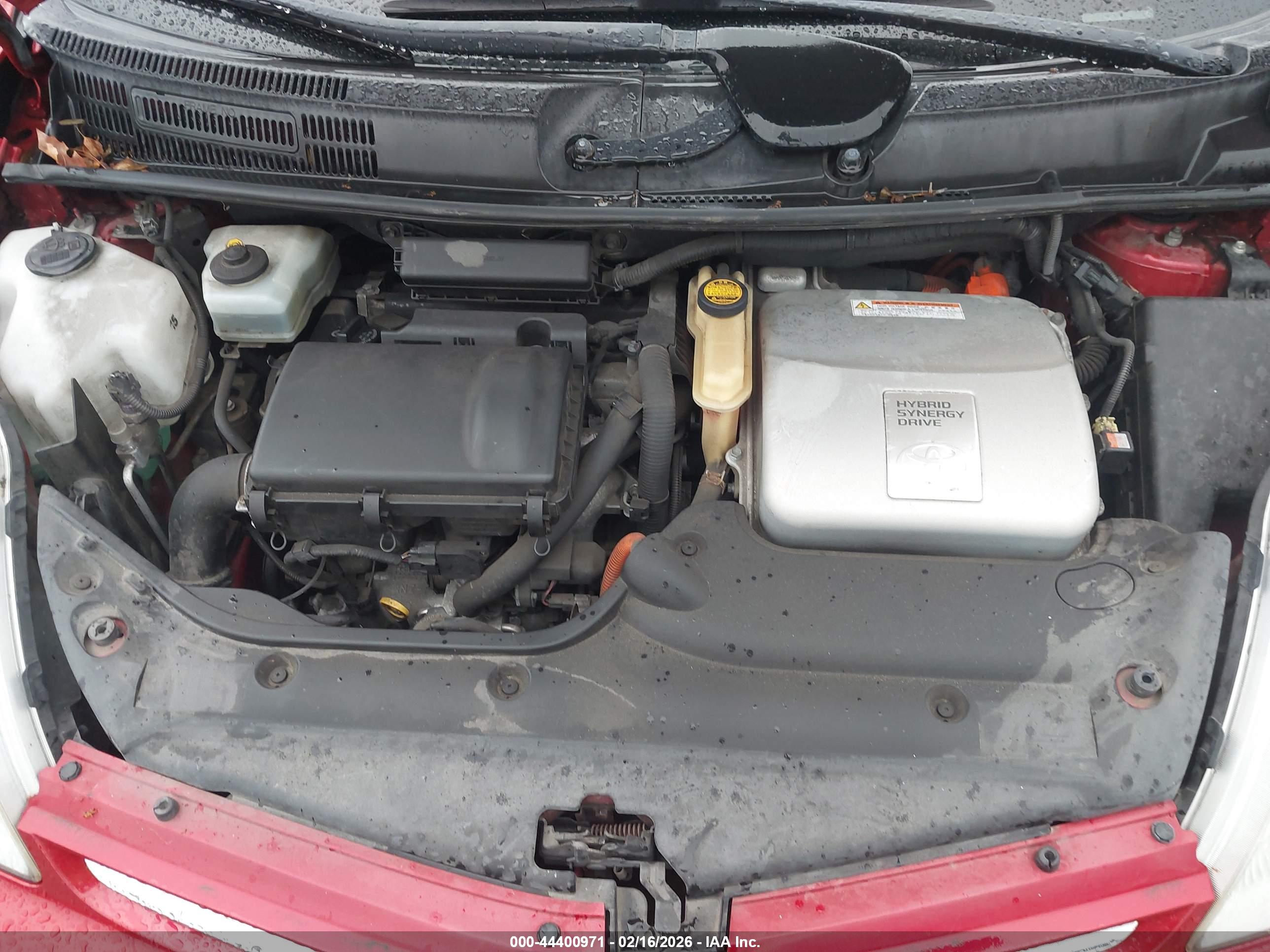 TOYOTA PRIUS image 10