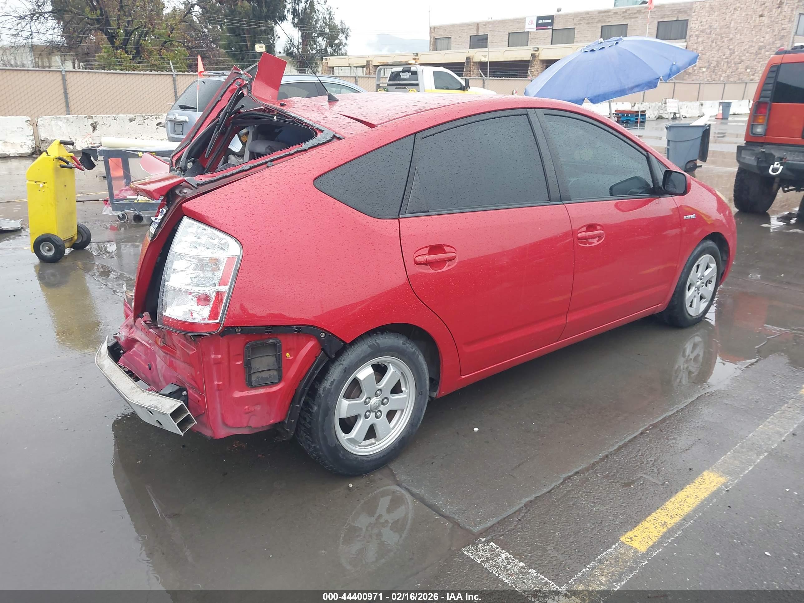 TOYOTA PRIUS image 4