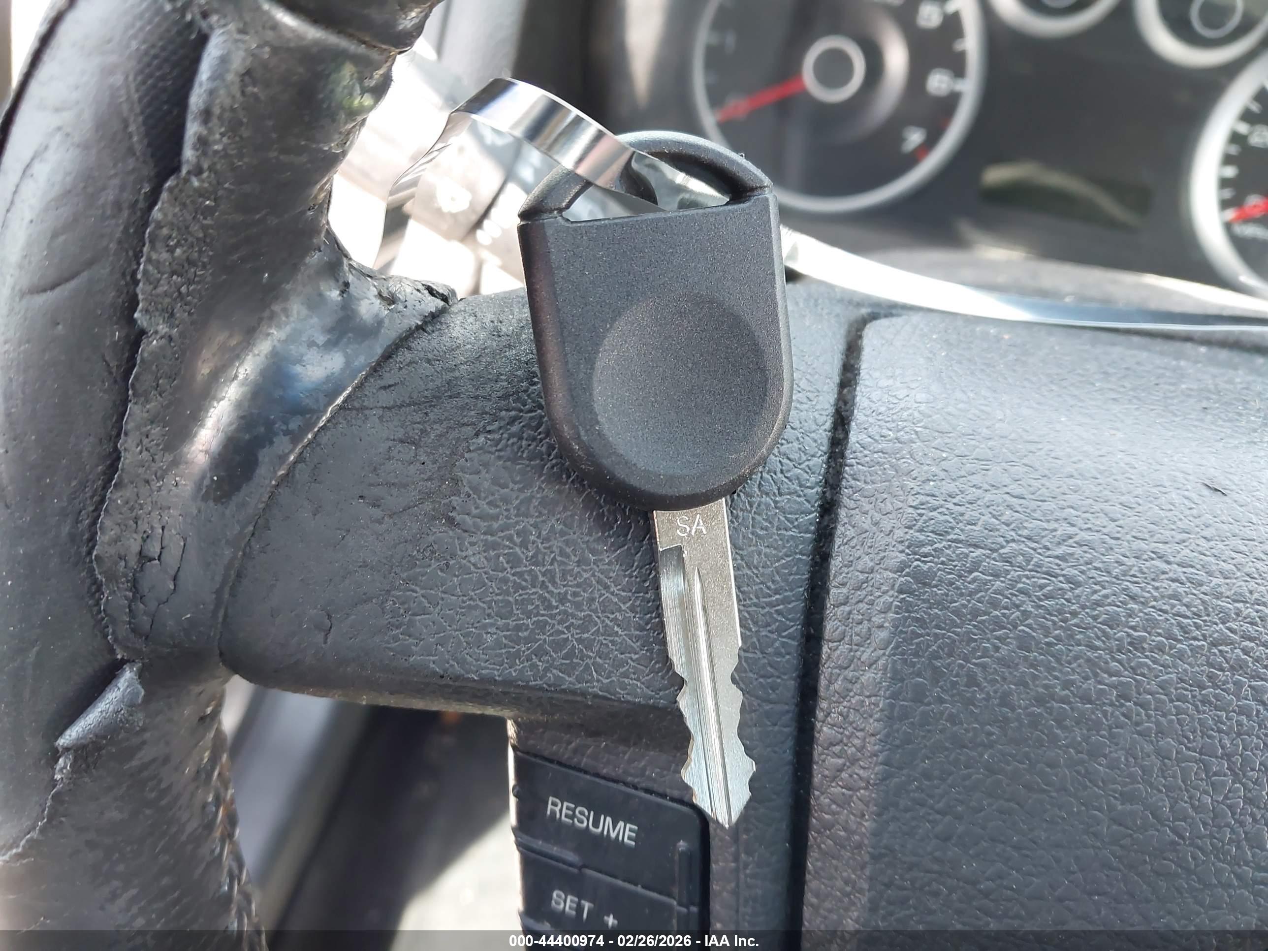 FORD FUSION image 11