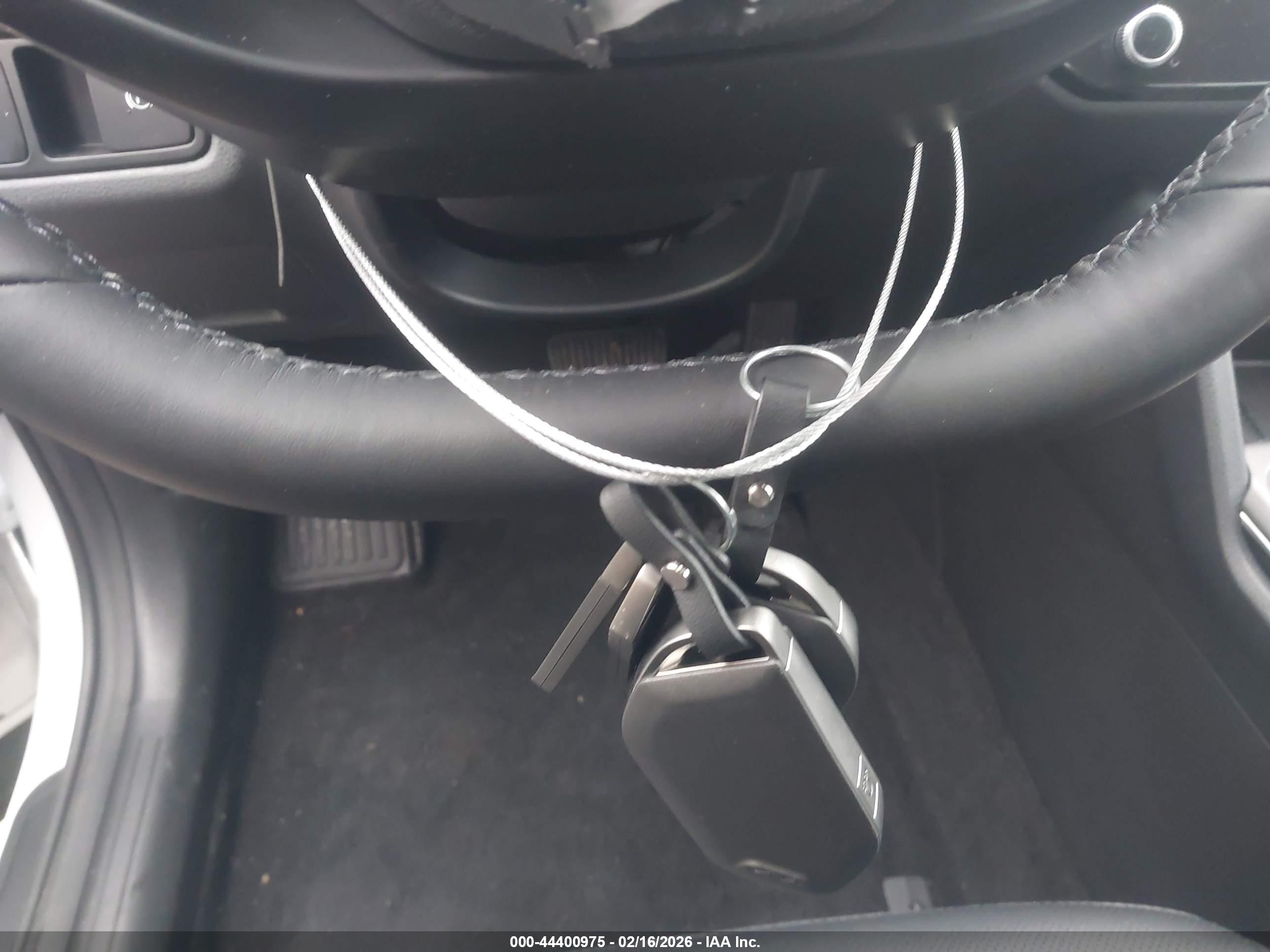 KIA SPORTAGE image 11