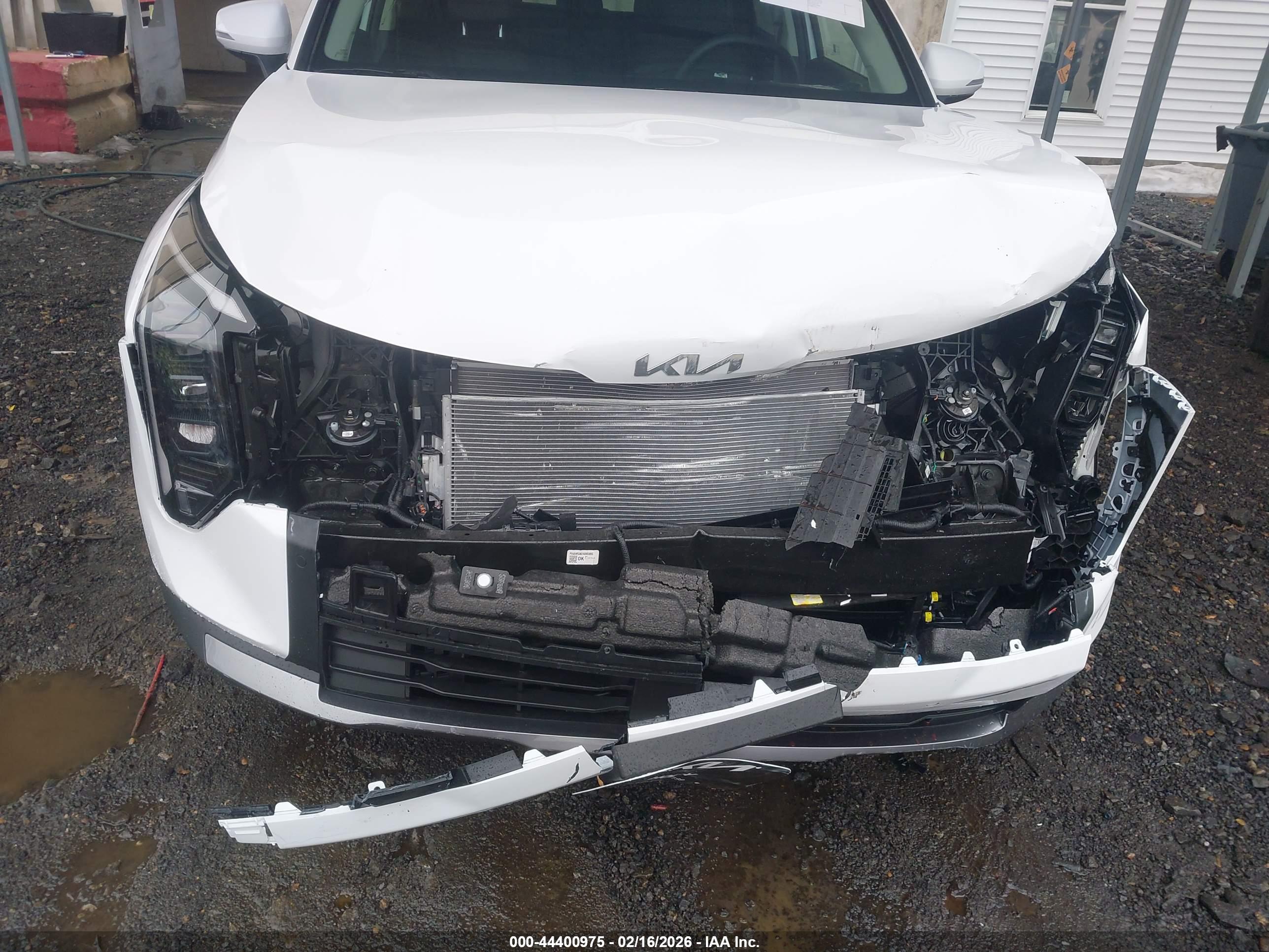 KIA SPORTAGE image 6