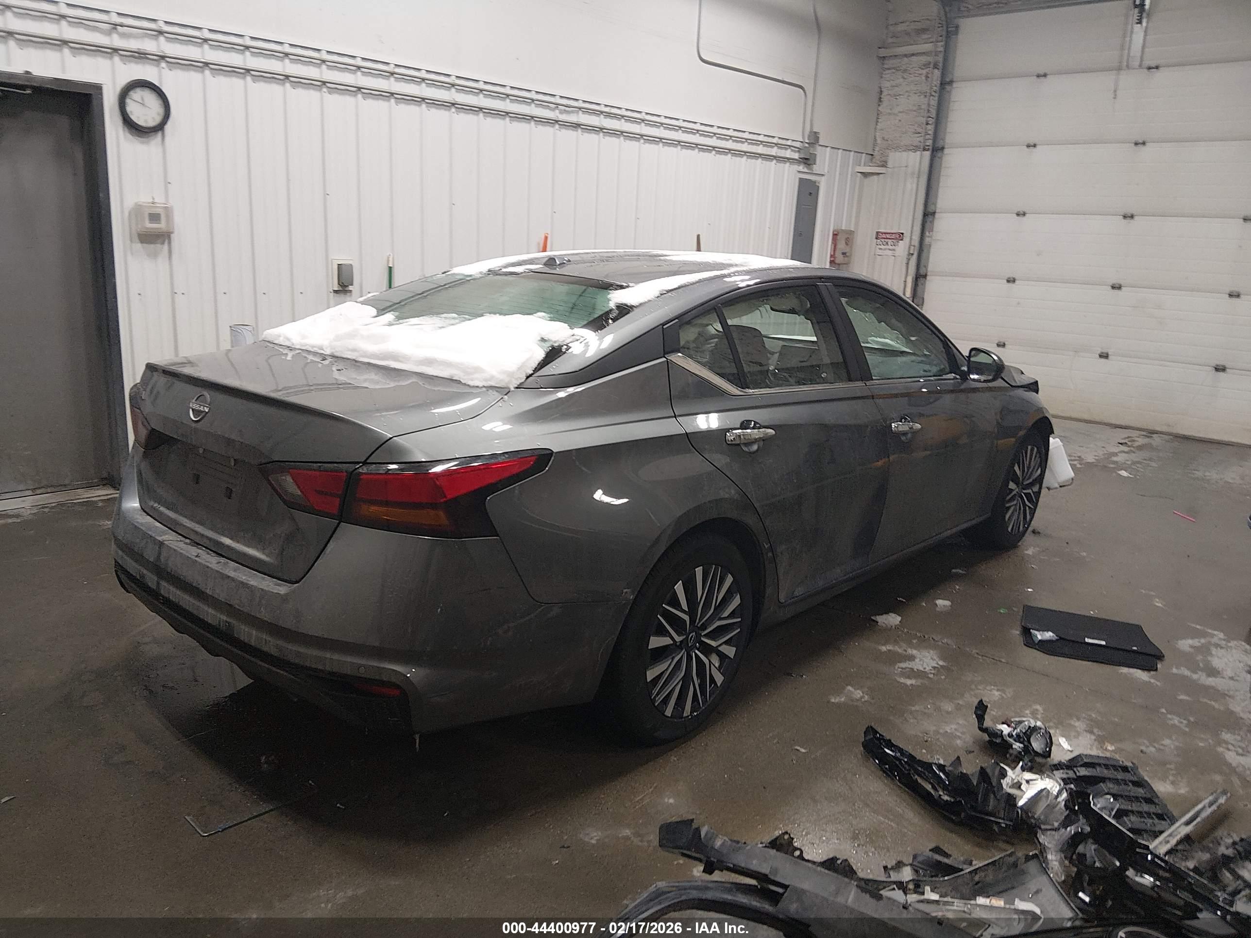 NISSAN ALTIMA image 4