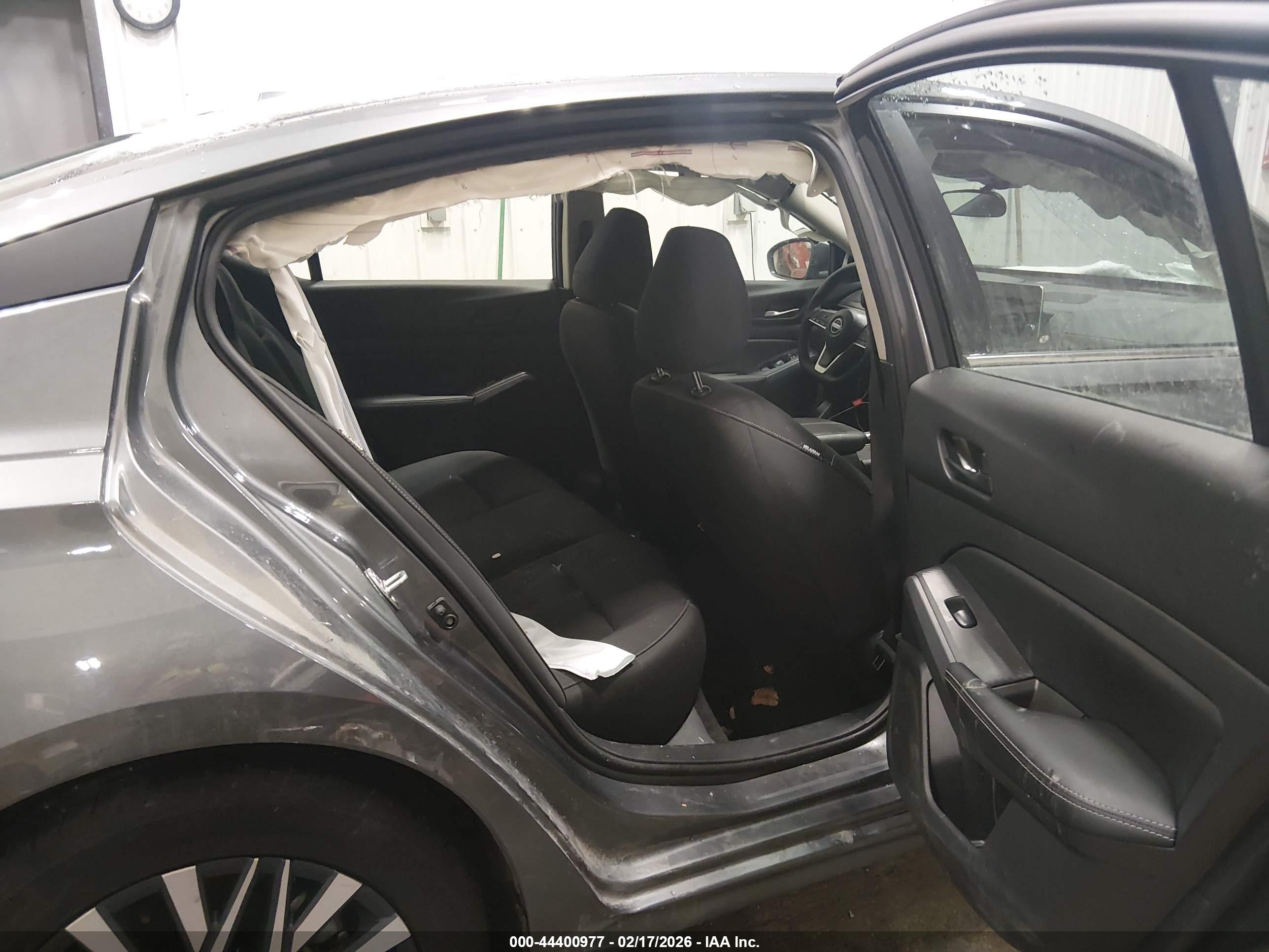 NISSAN ALTIMA image 8