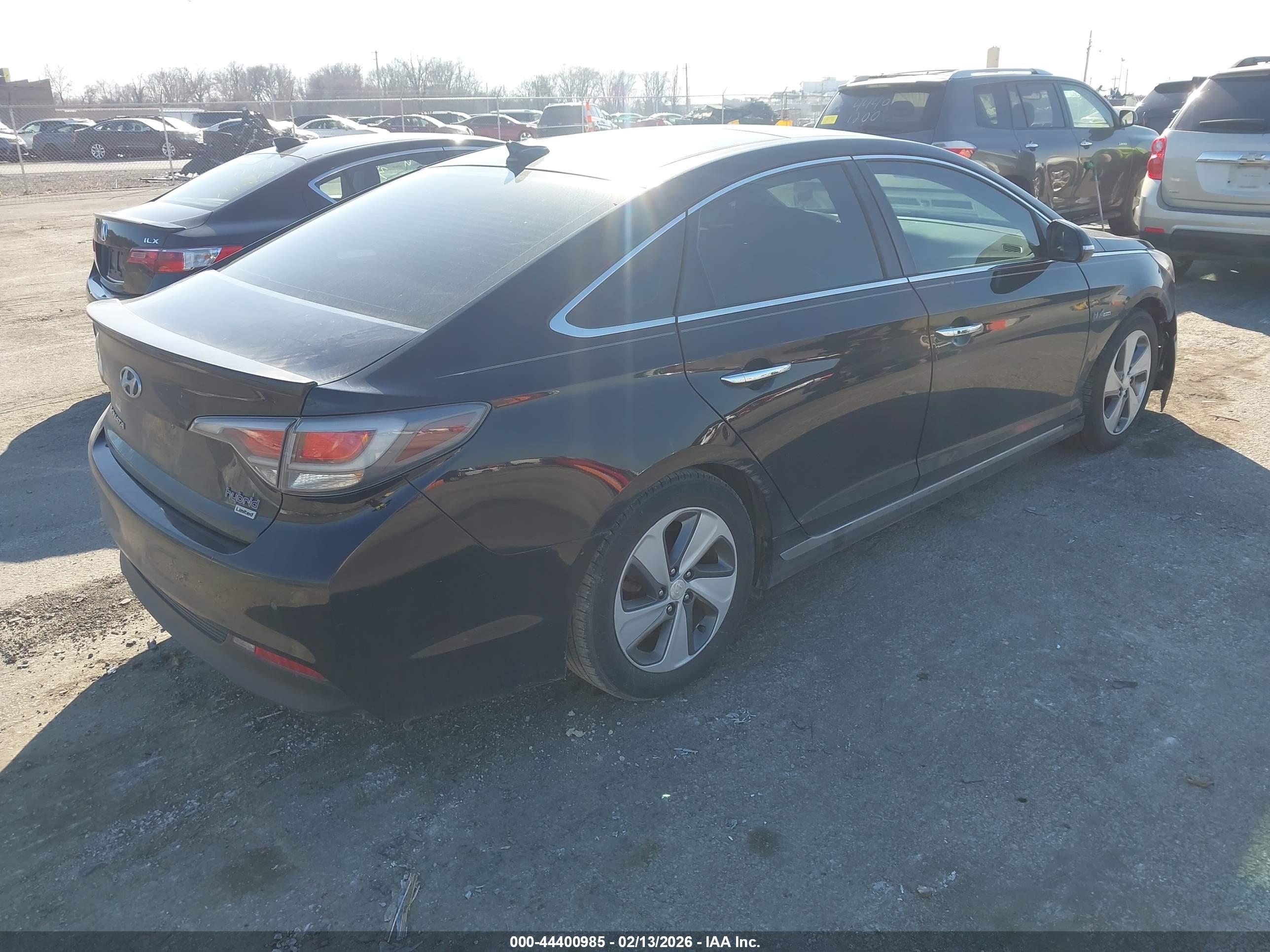 HYUNDAI SONATA image 4