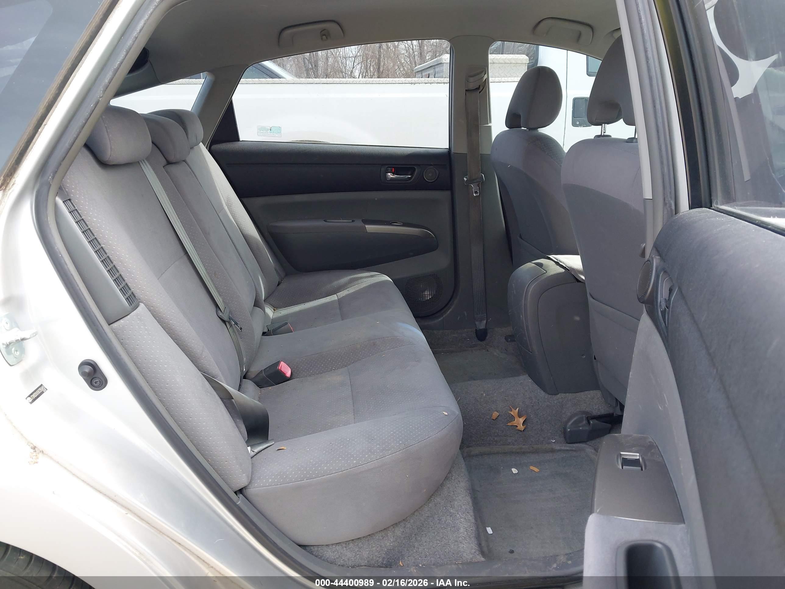 TOYOTA PRIUS image 8