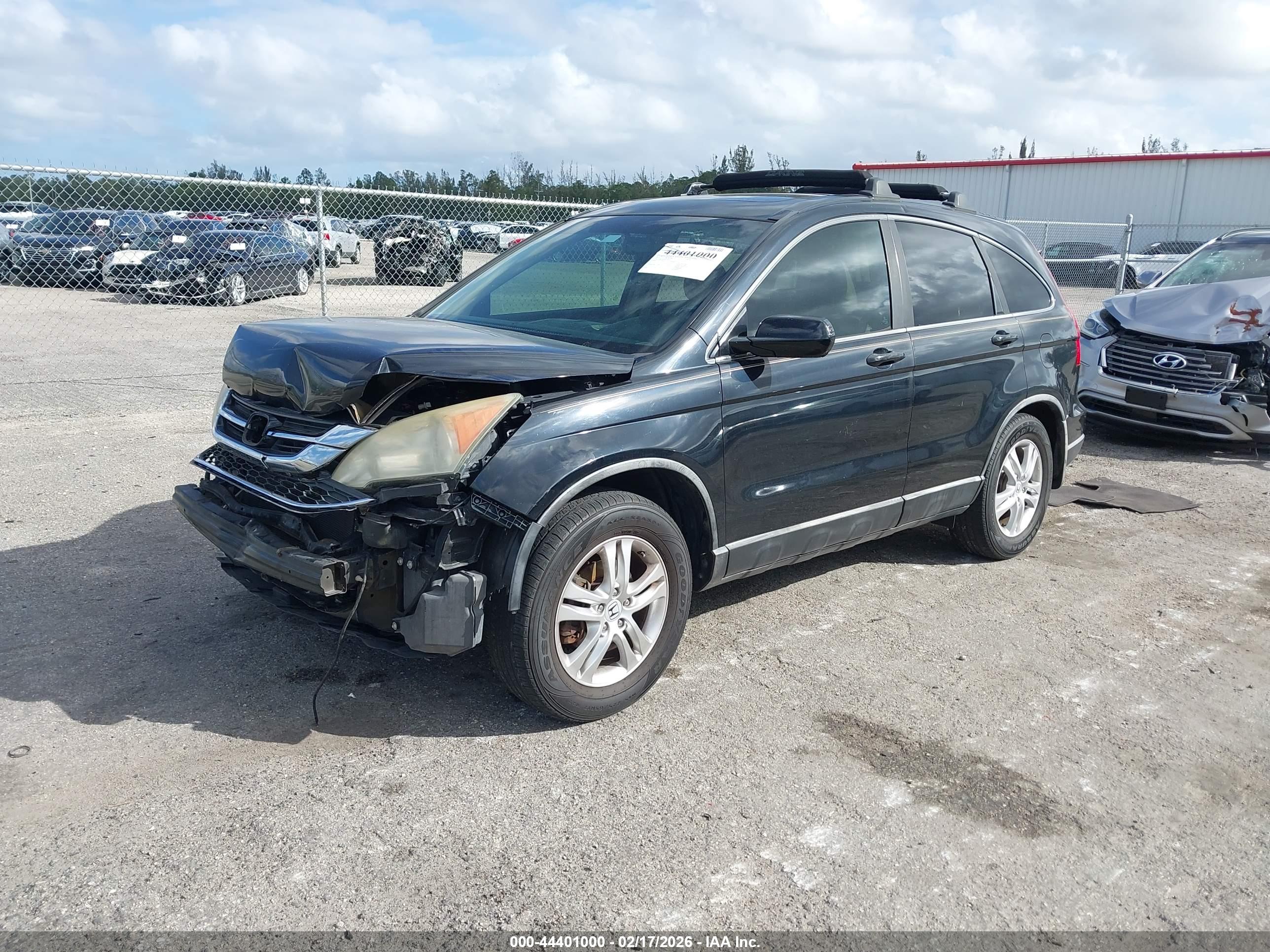 HONDA CR-V image 2