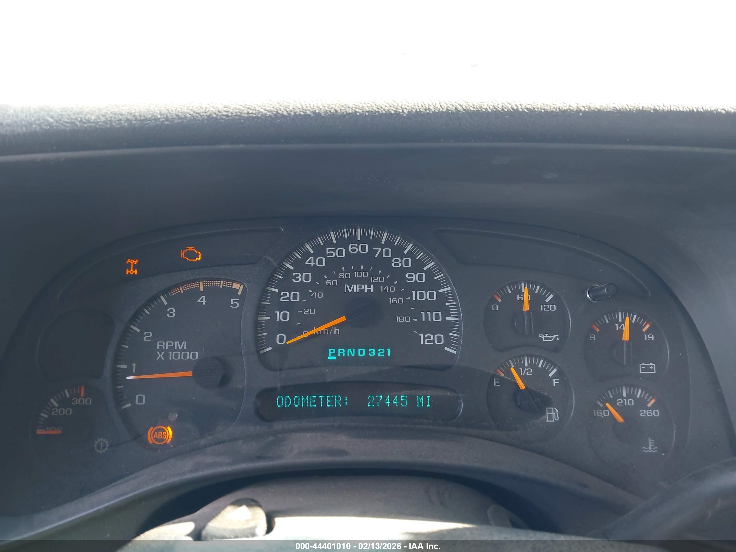 CHEVROLET SILVERADO image 6