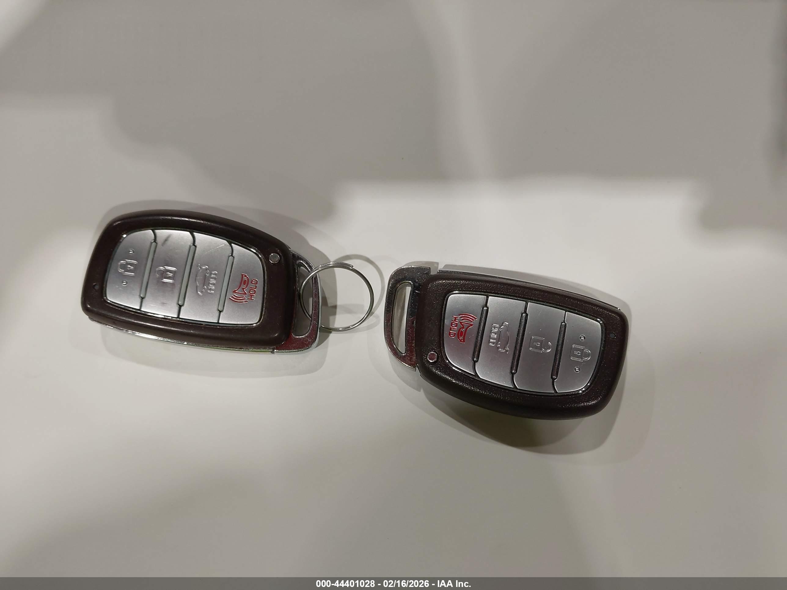 HYUNDAI SONATA image 11
