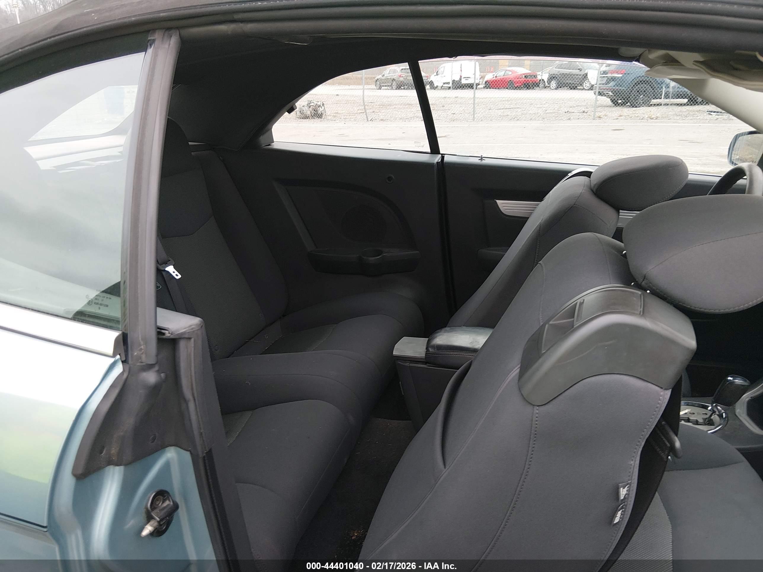 CHRYSLER SEBRING image 8