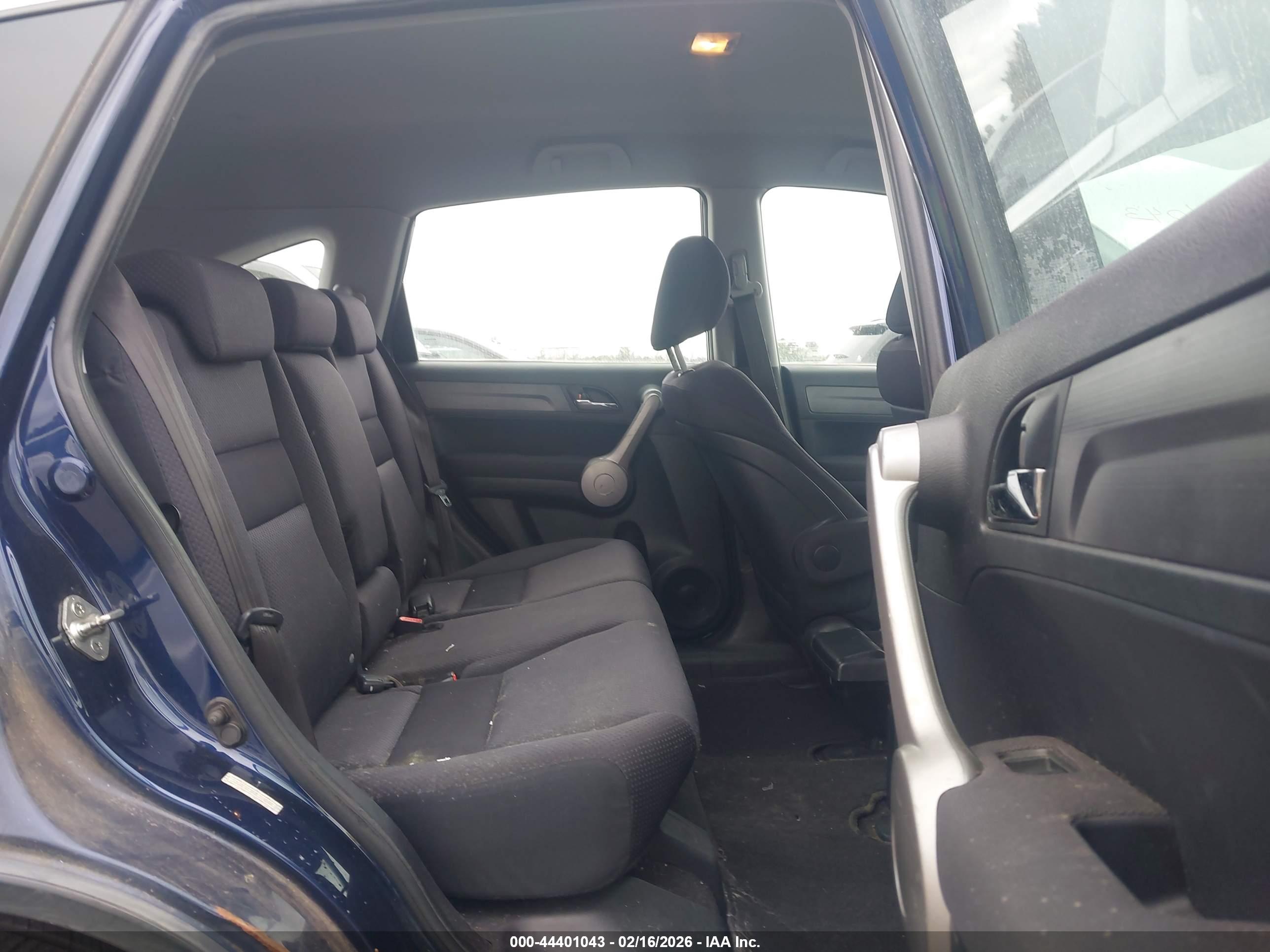 HONDA CR-V image 8