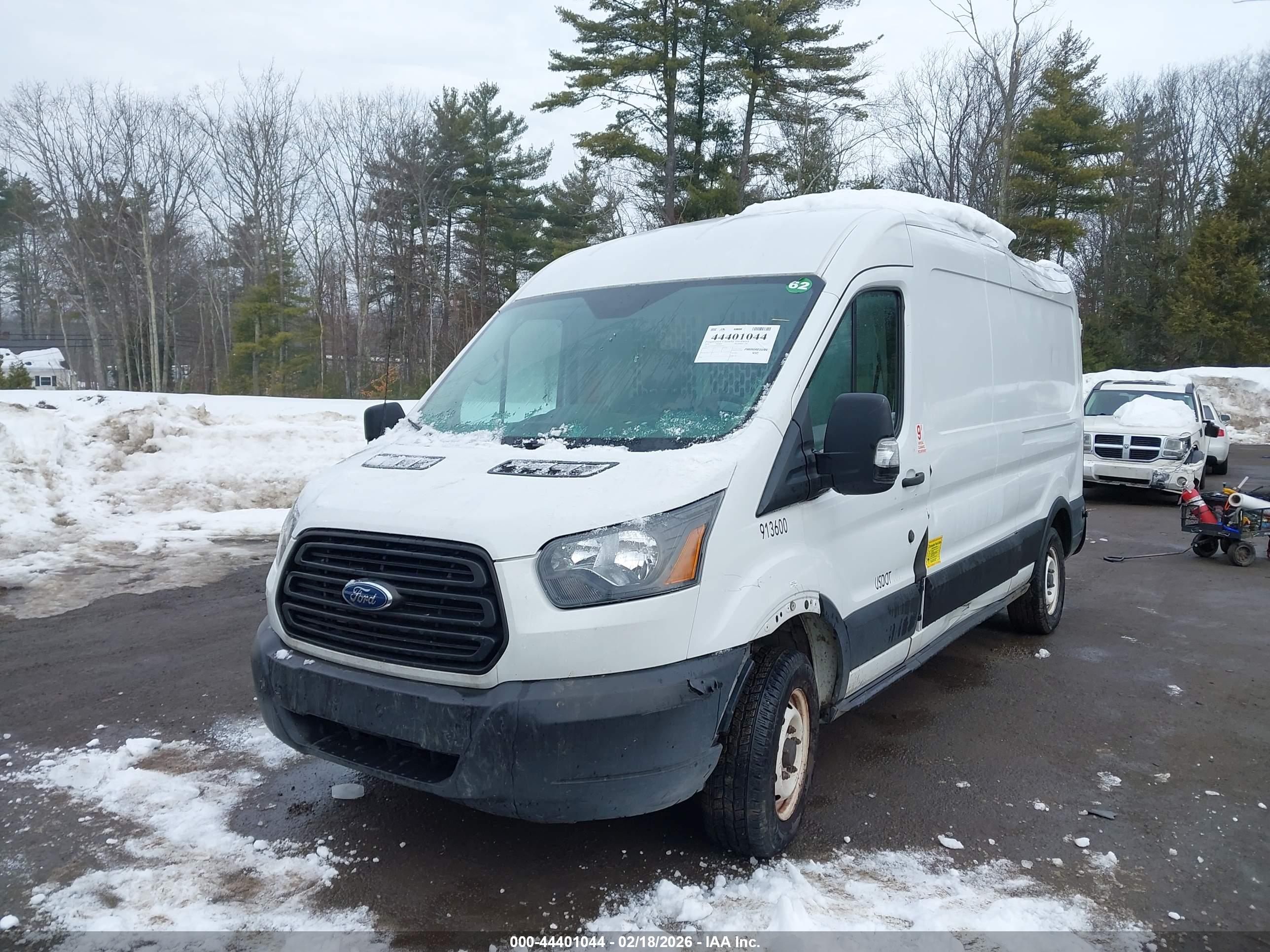 FORD TRANSIT-150 image 2