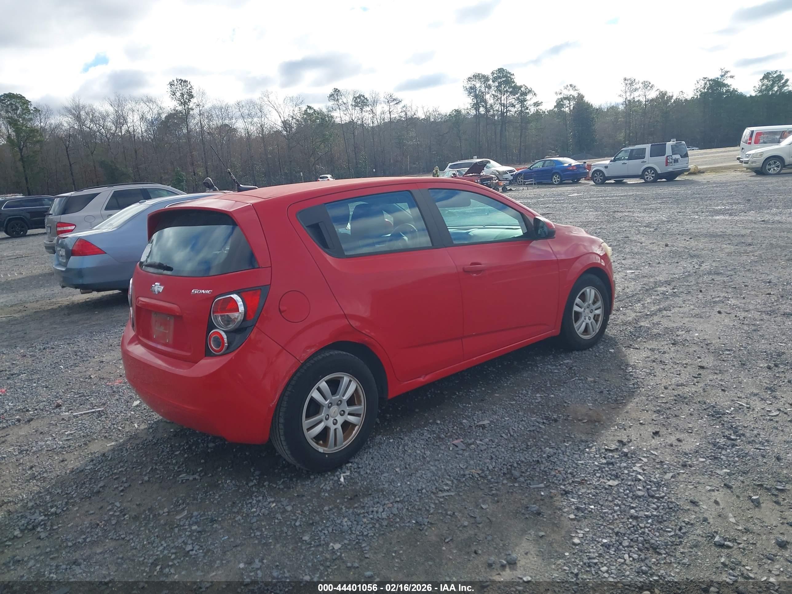 CHEVROLET SONIC image 4