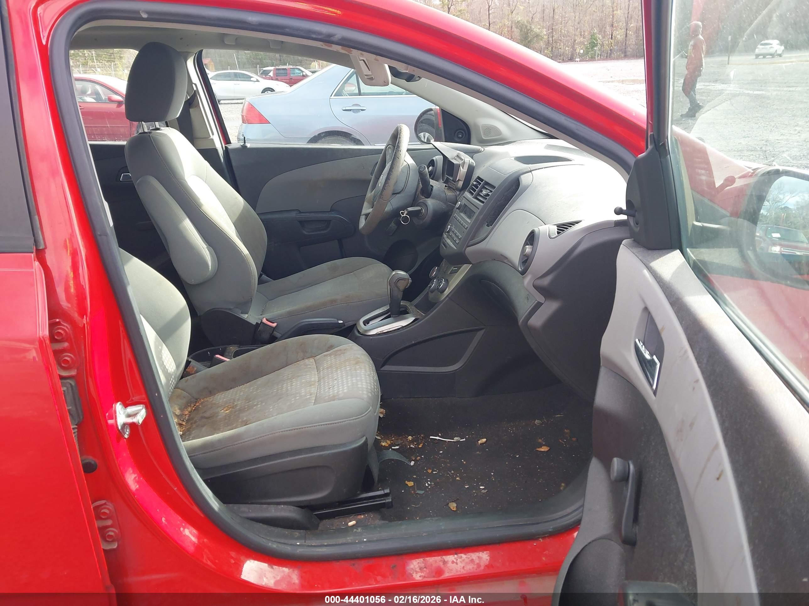 CHEVROLET SONIC image 5