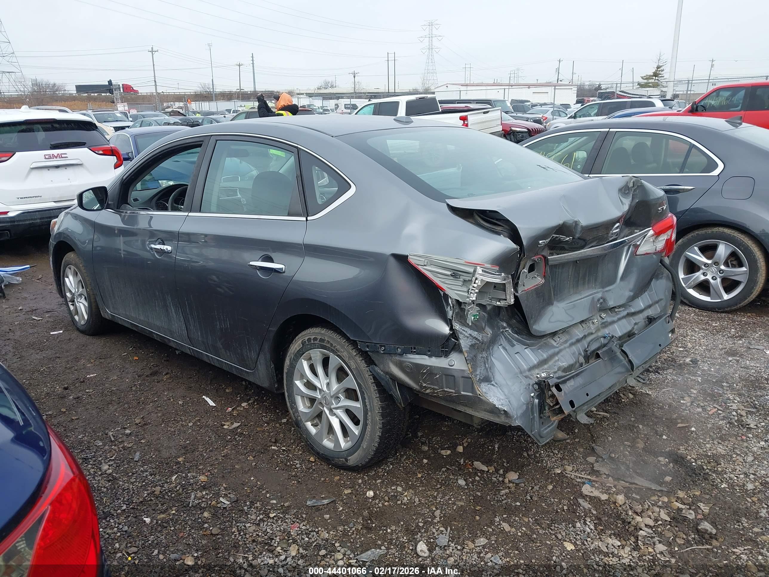 NISSAN SENTRA image 3