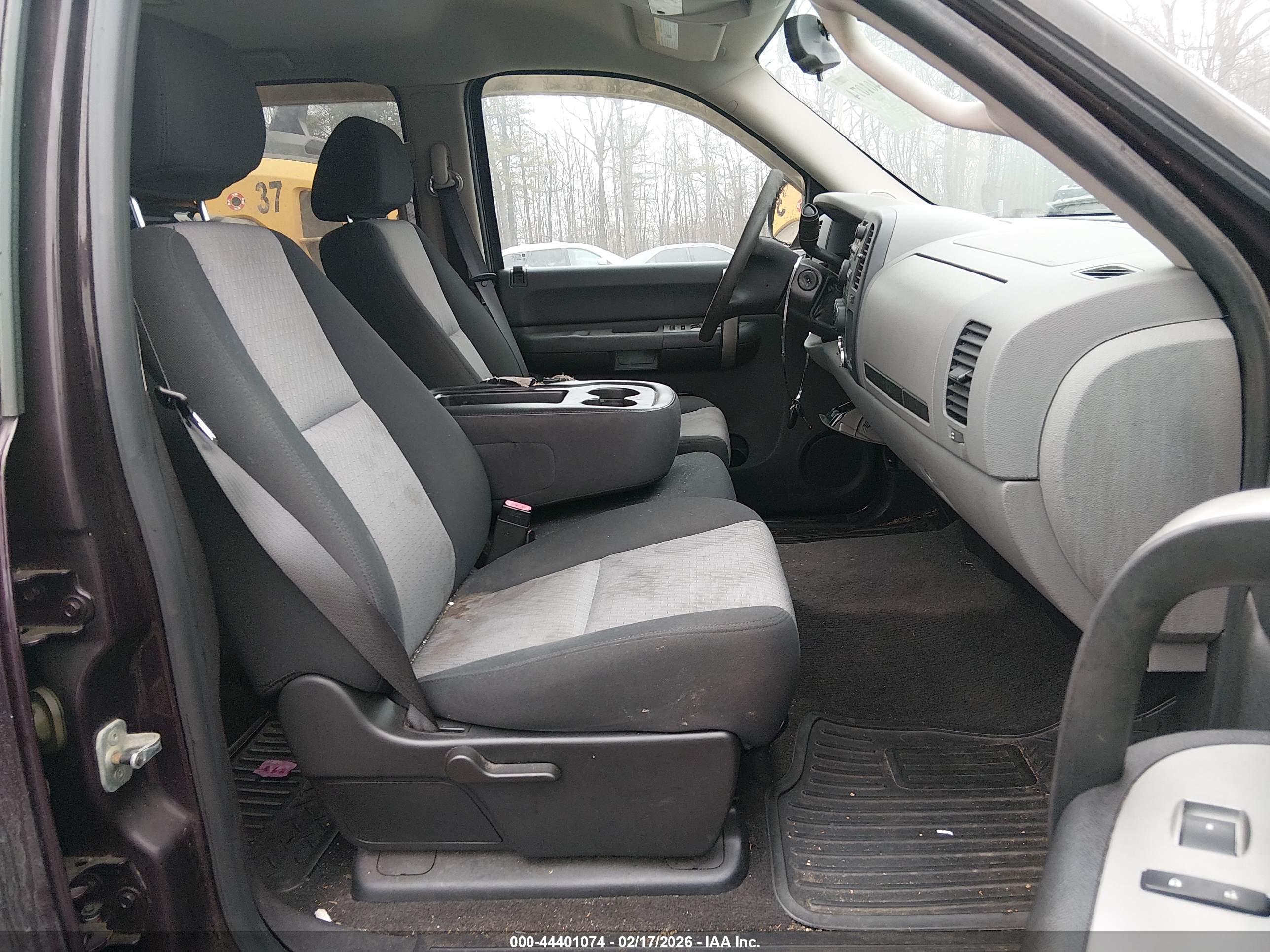 GMC SIERRA image 5