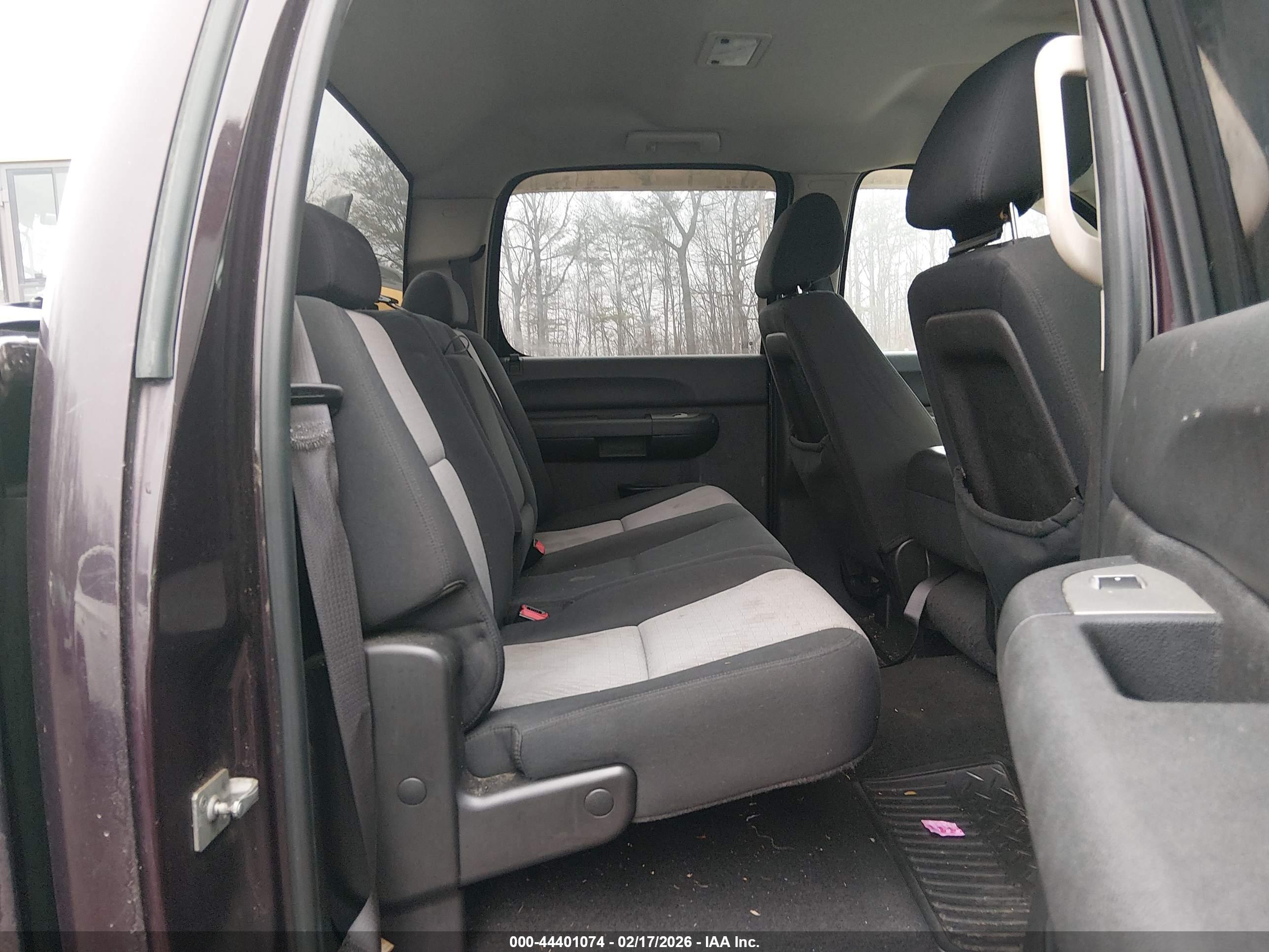 GMC SIERRA image 8
