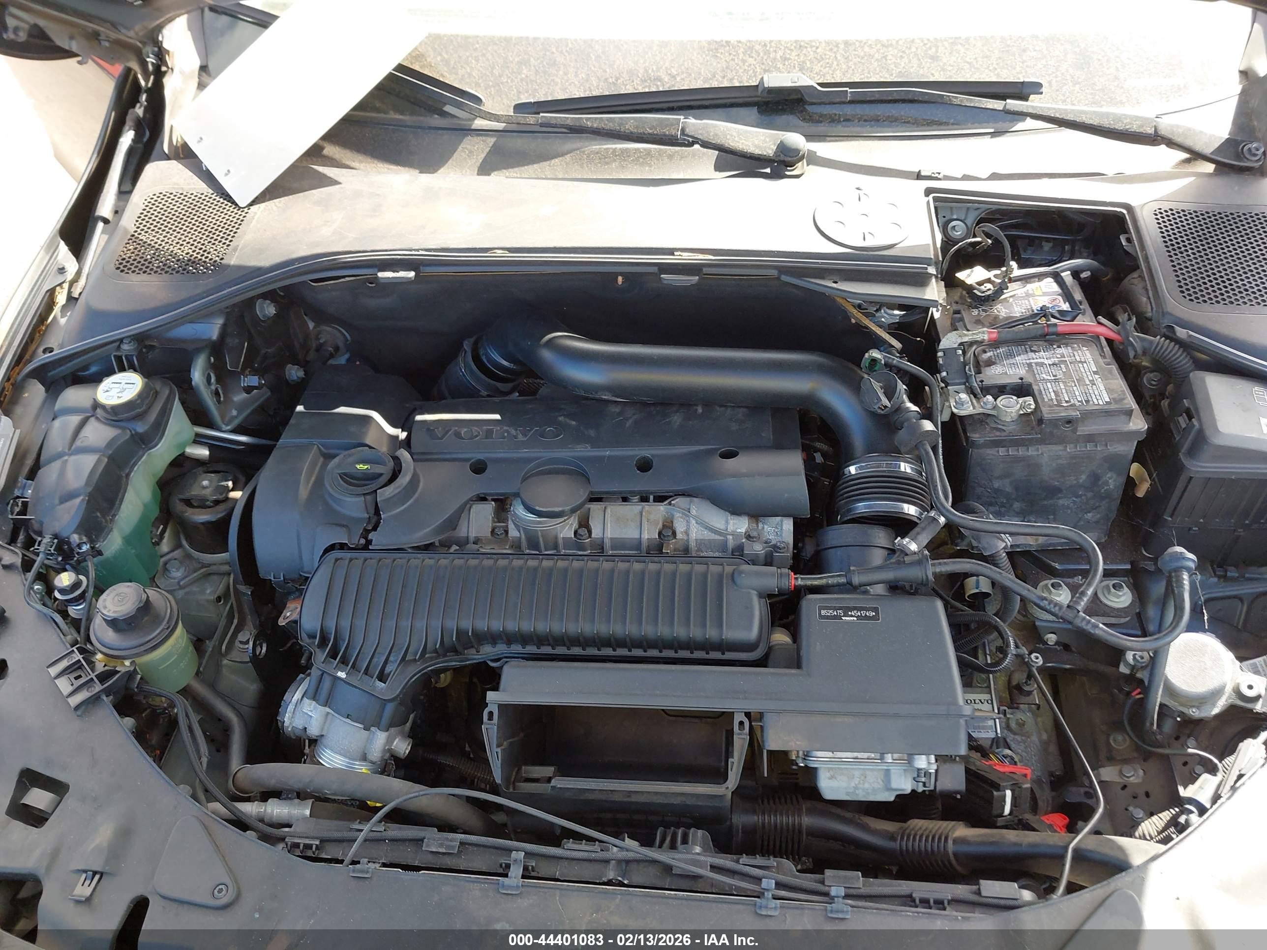 VOLVO S60 image 10