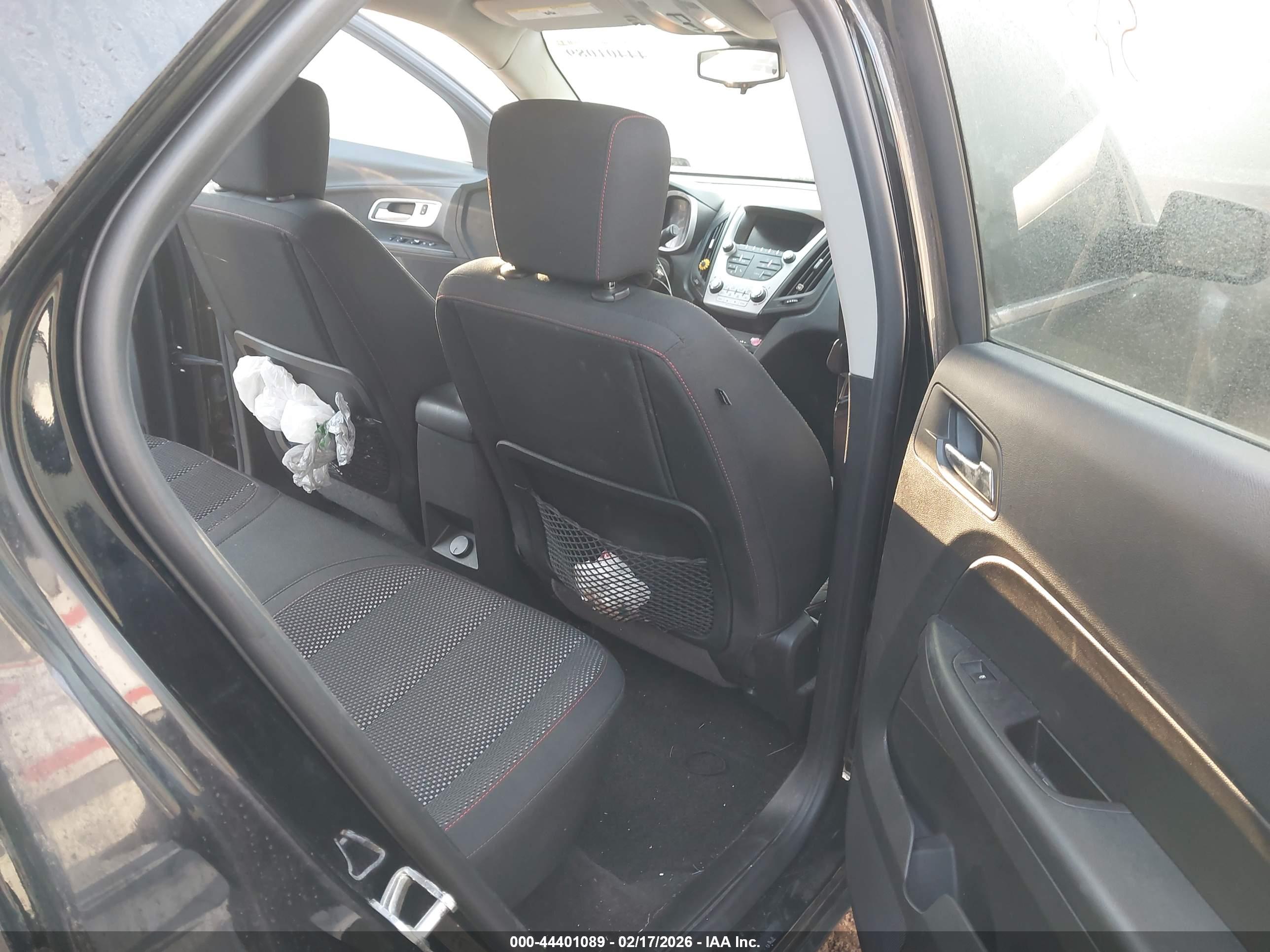 CHEVROLET EQUINOX image 8