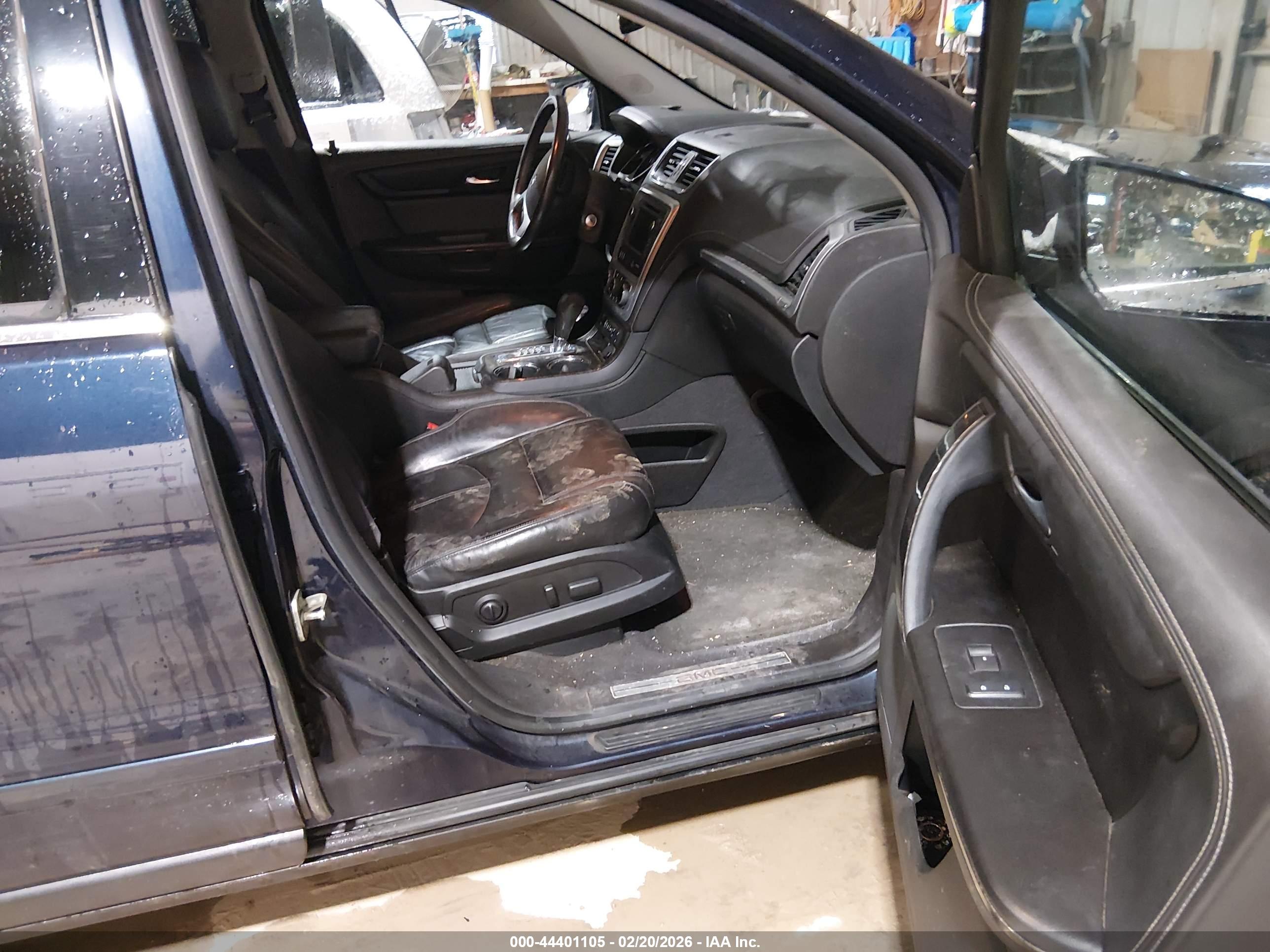 GMC ACADIA image 5