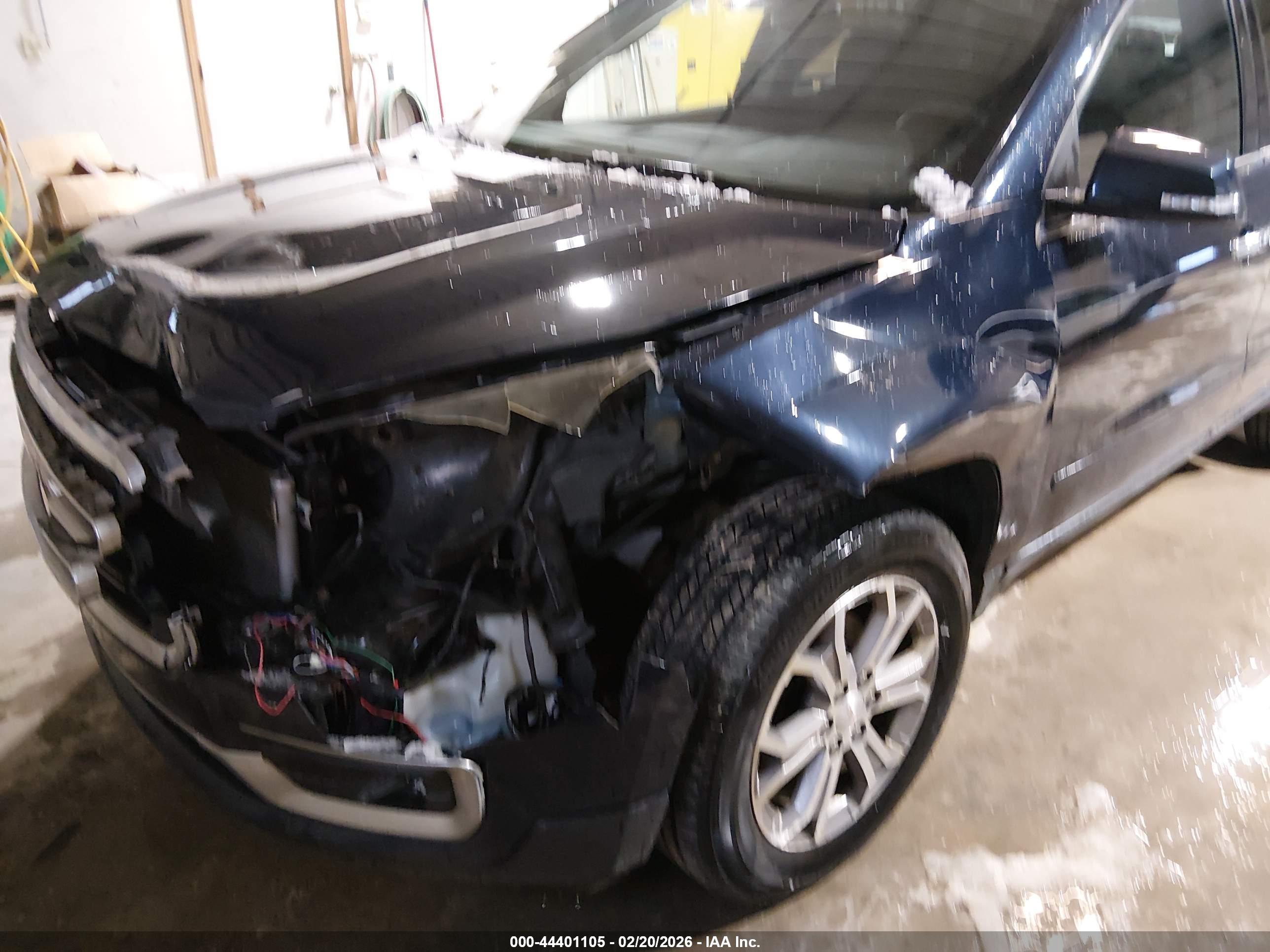 GMC ACADIA image 6