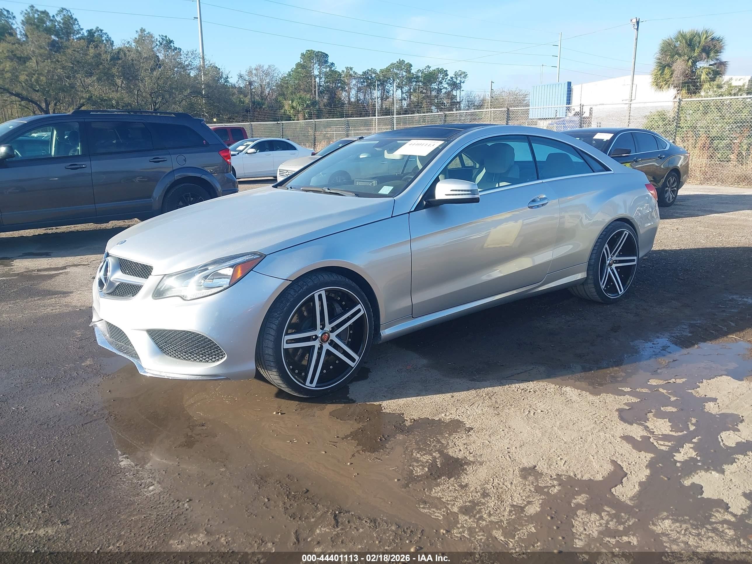 MERCEDES-BENZ E image 2