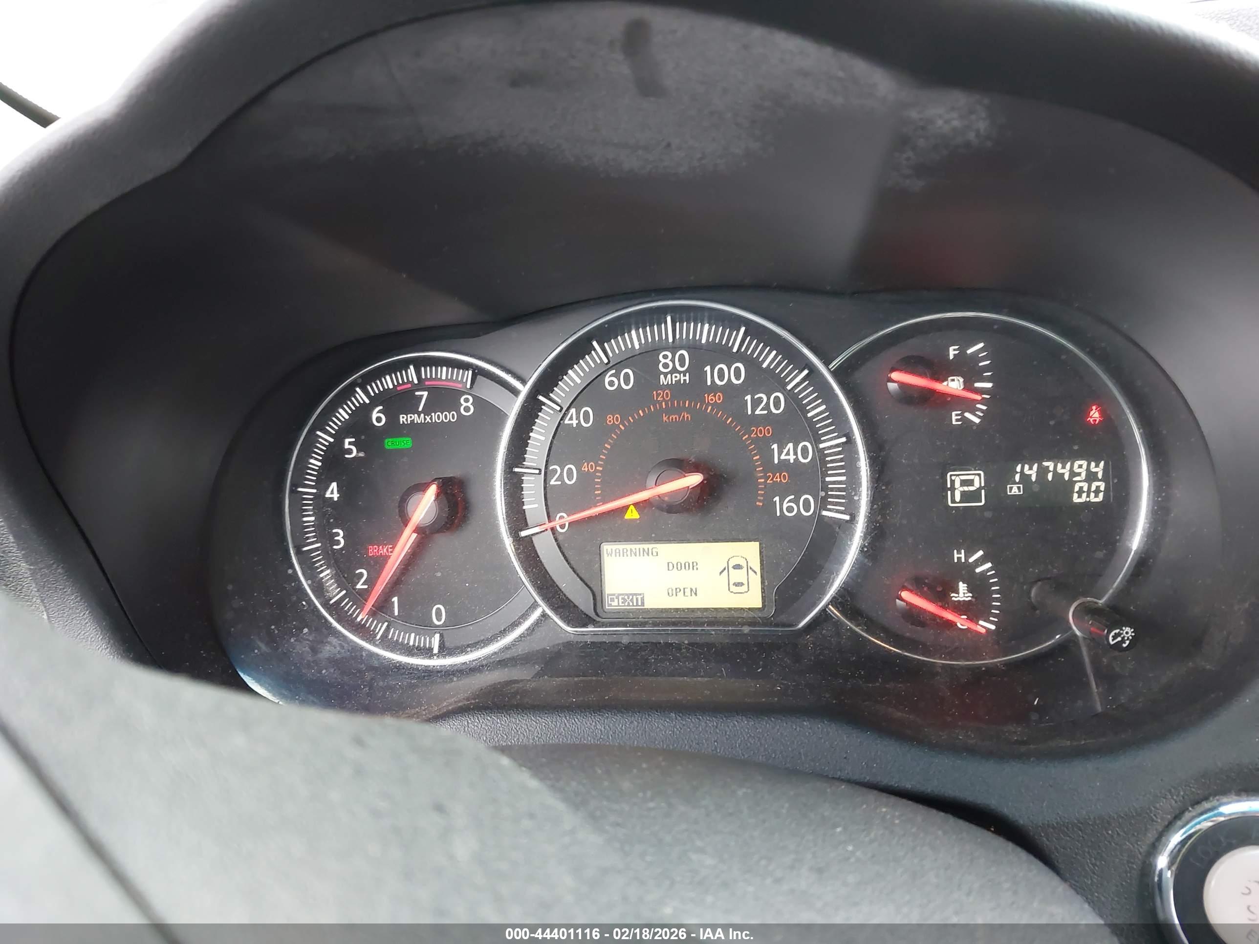 NISSAN MAXIMA image 7