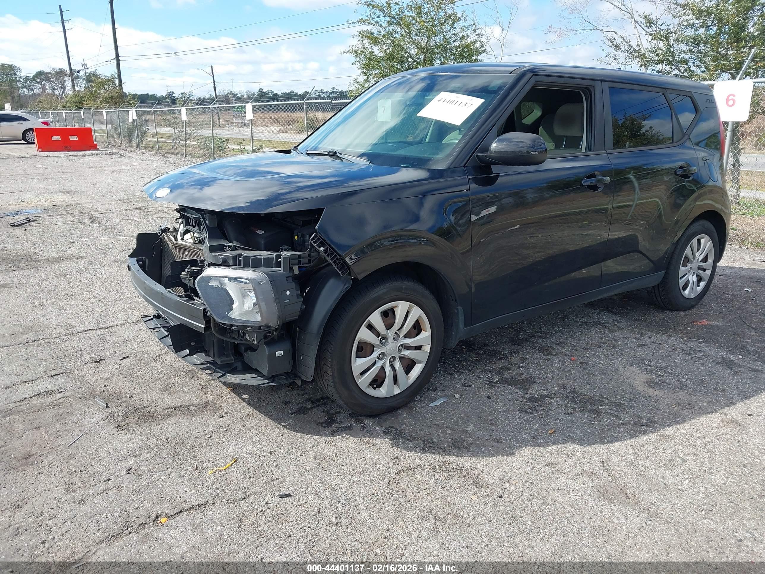 KIA SOUL image 2